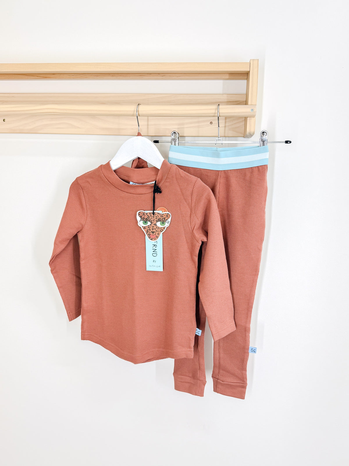 BNWT The Girl Club grlfrnd waffle maple PJ set (3y)
