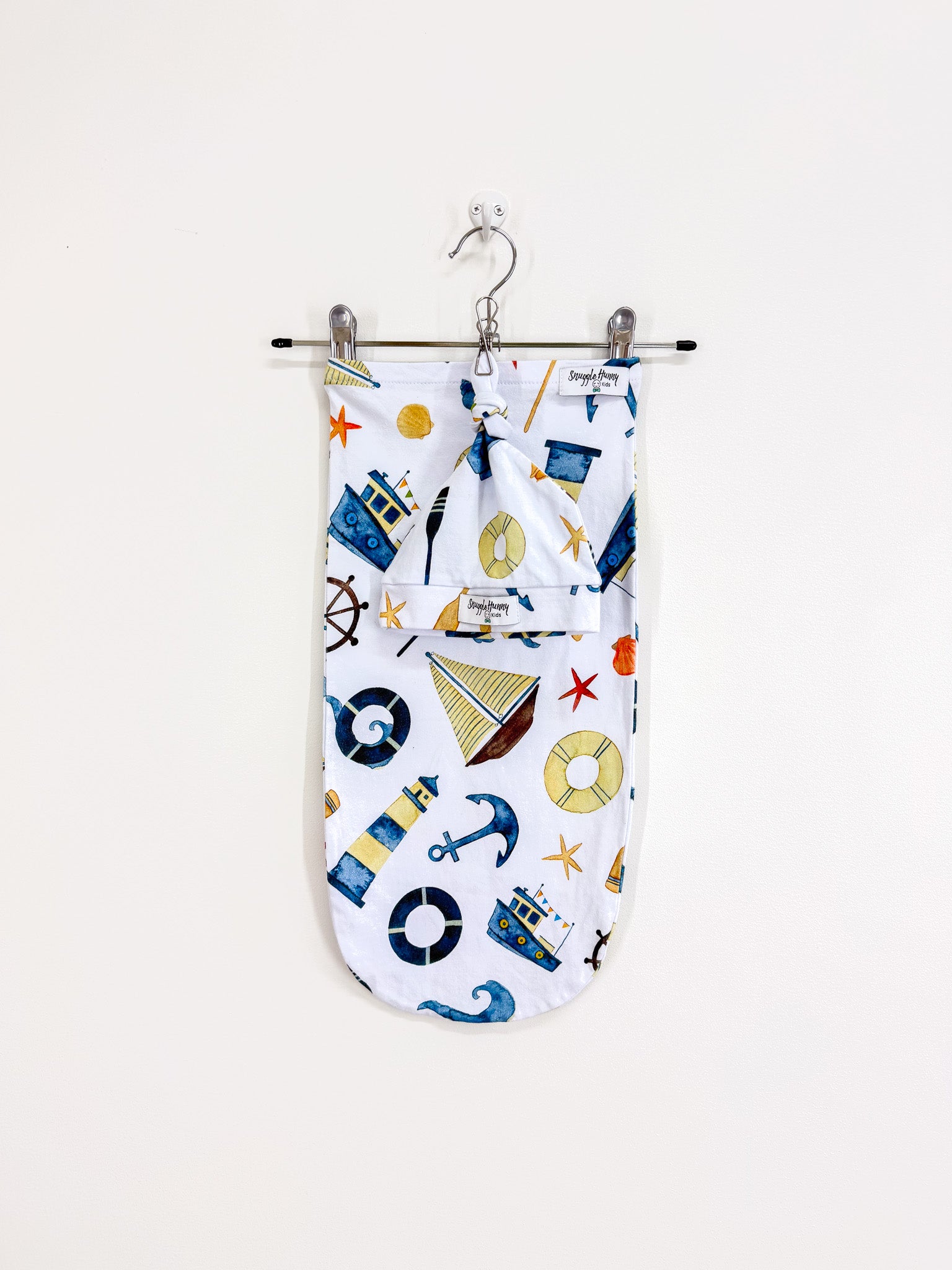 Snuggle Hunny organic swaddle sack + beanie (nb-3m)
