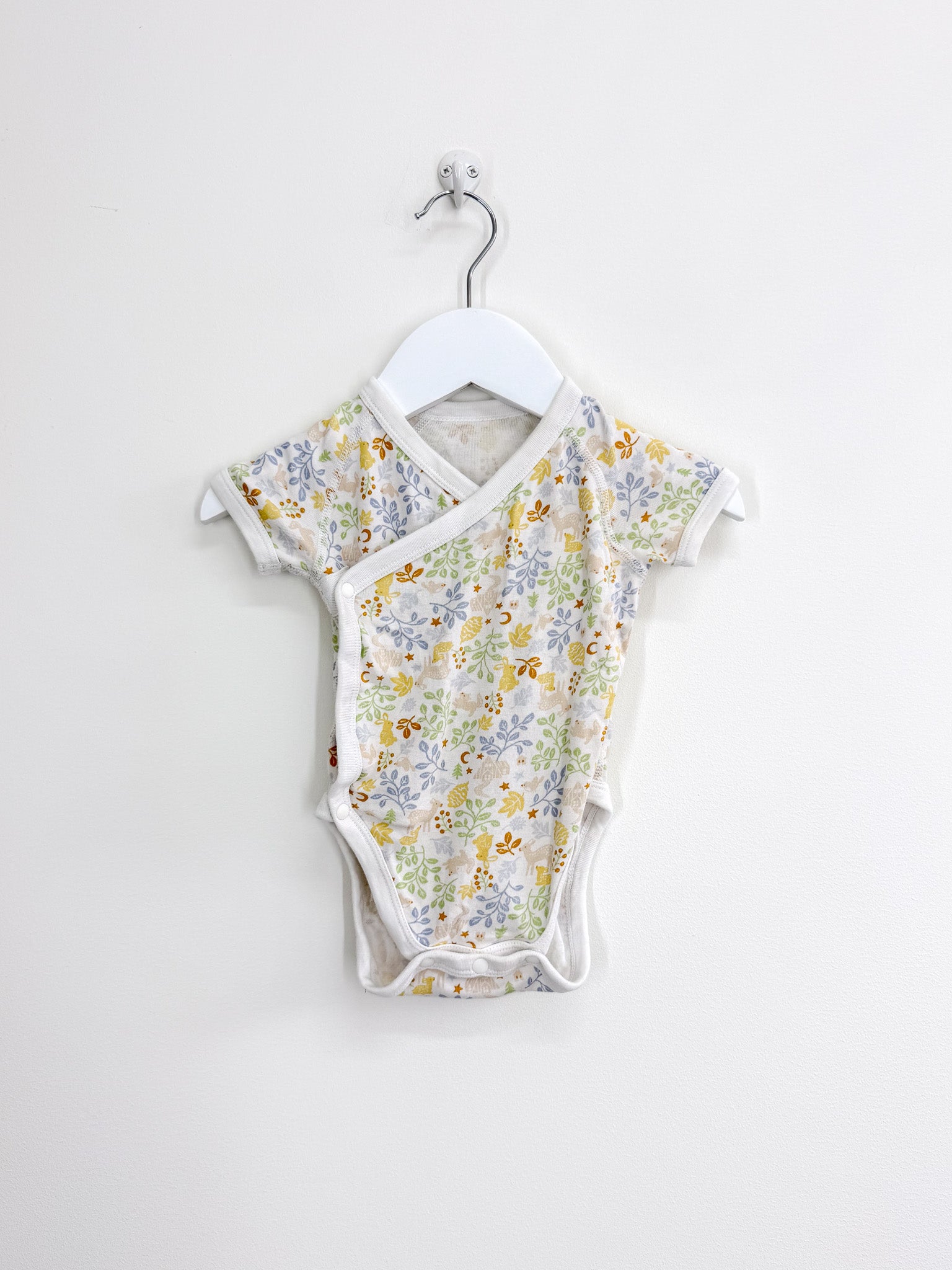 Uniqlo short sleeve floral kimono bodysuit (0-3m)