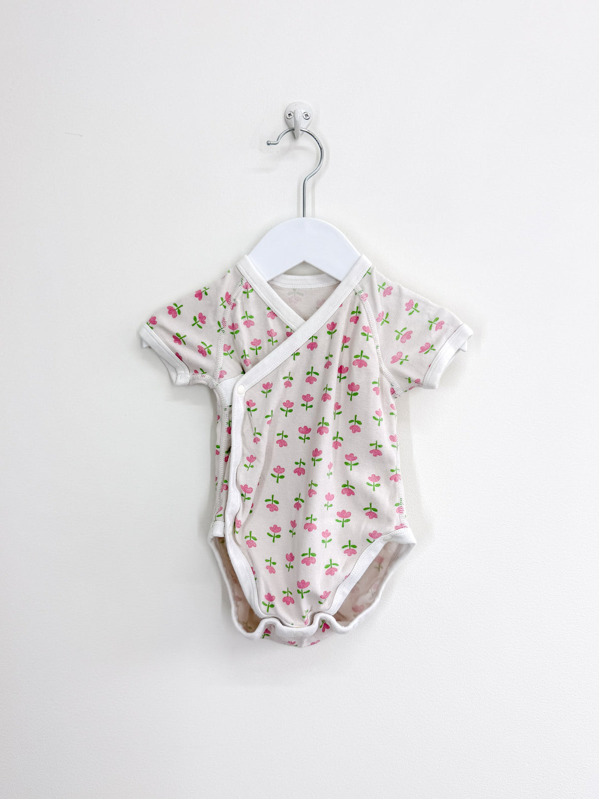 Uniqlo floral kimono bodysuit (6-12m)