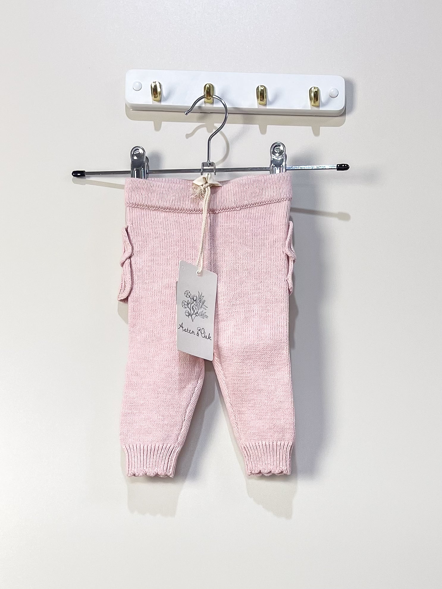 BNWT Aster & Oak organic knit ruffle leggings (0-3m)