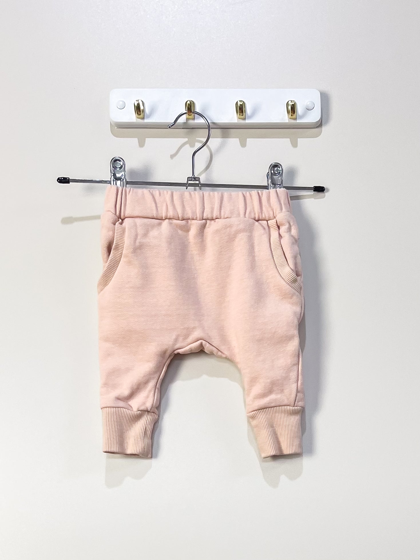 Wilson & Frenchy organic slouch track pants (0-3m)