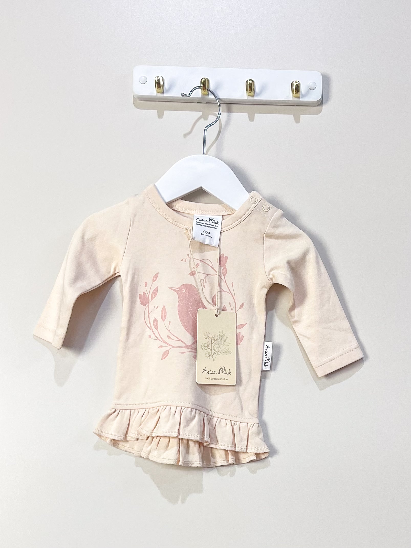 BNWT Aster & Oak organic song bird long sleeve tee (0-3m)
