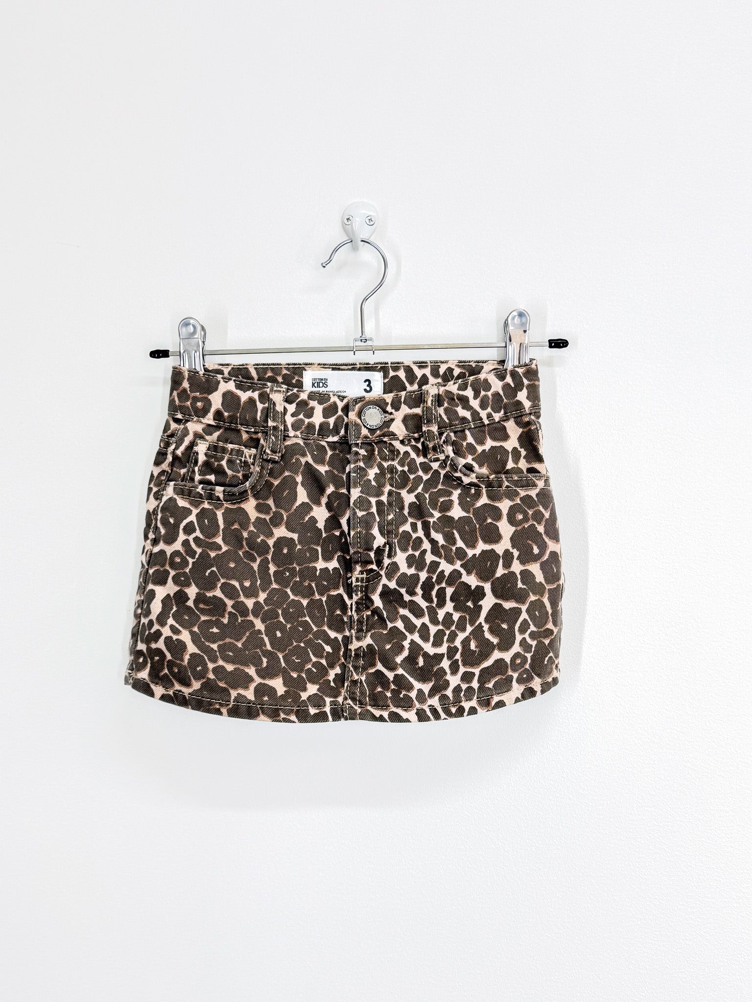 Cotton On Kids animal print denim skort (3y)