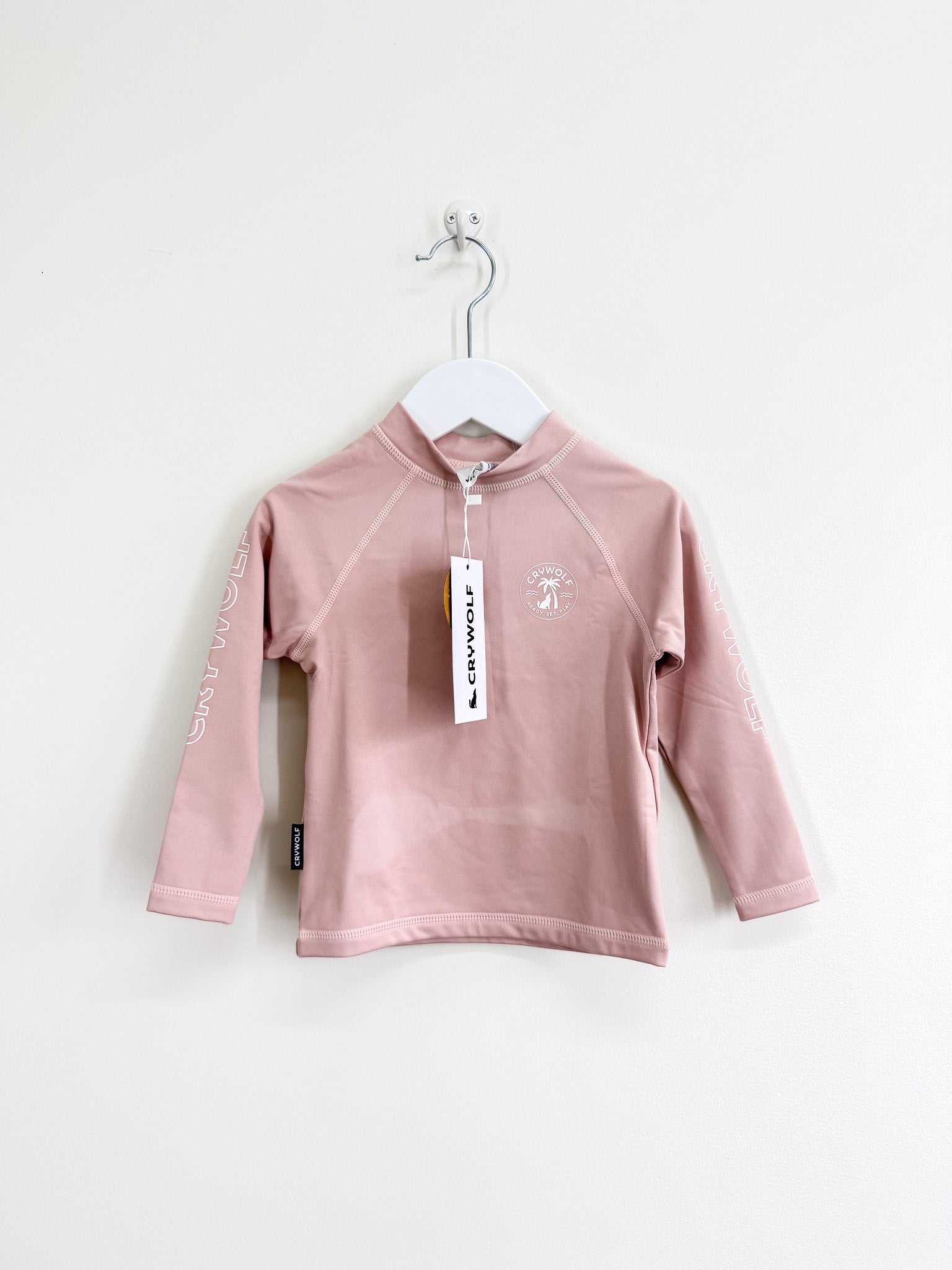 BNWT Crywolf thermal rash vest UPF 50 (1y)