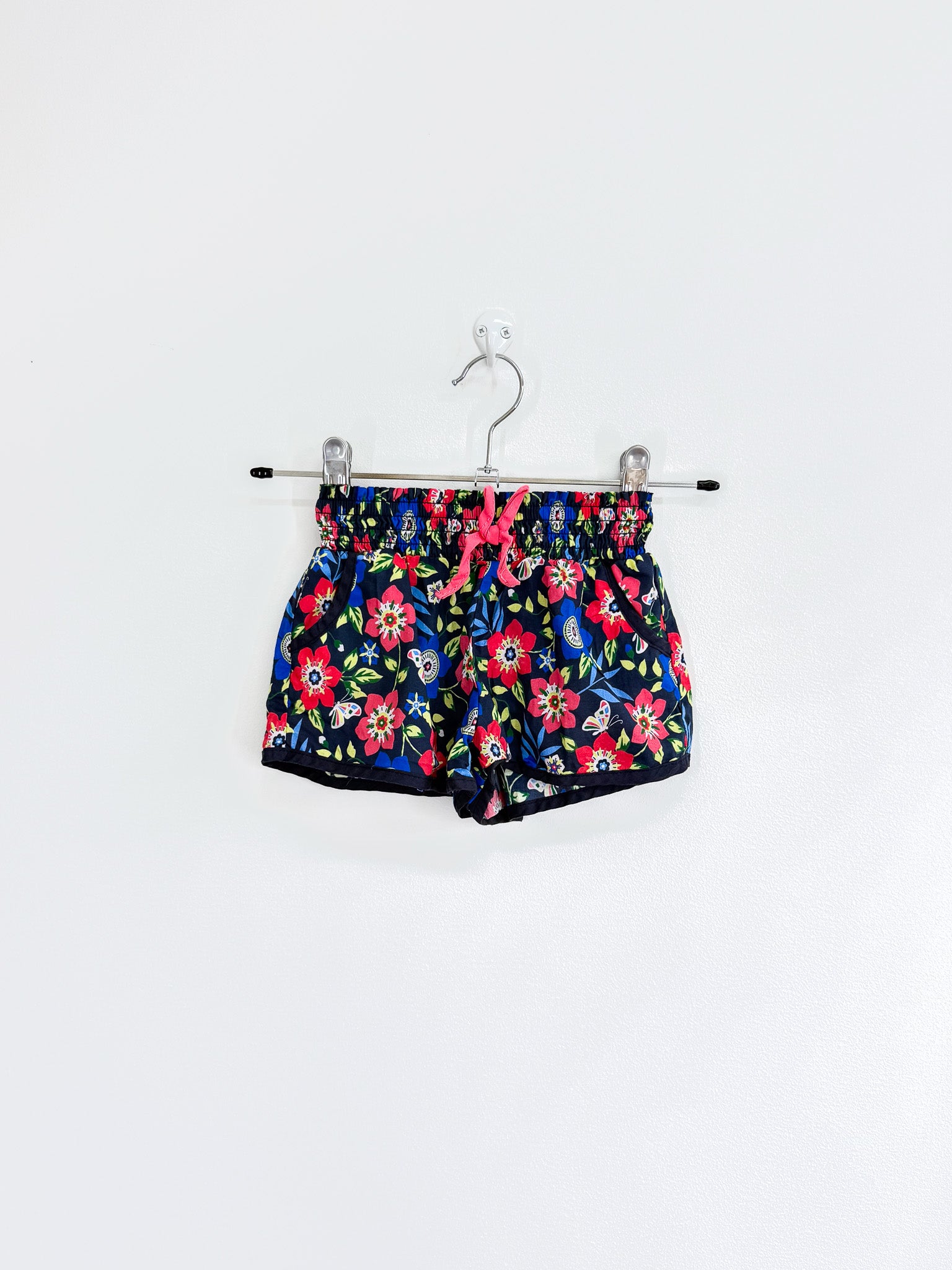 Teeny Weeny floral shorts (6-12m)