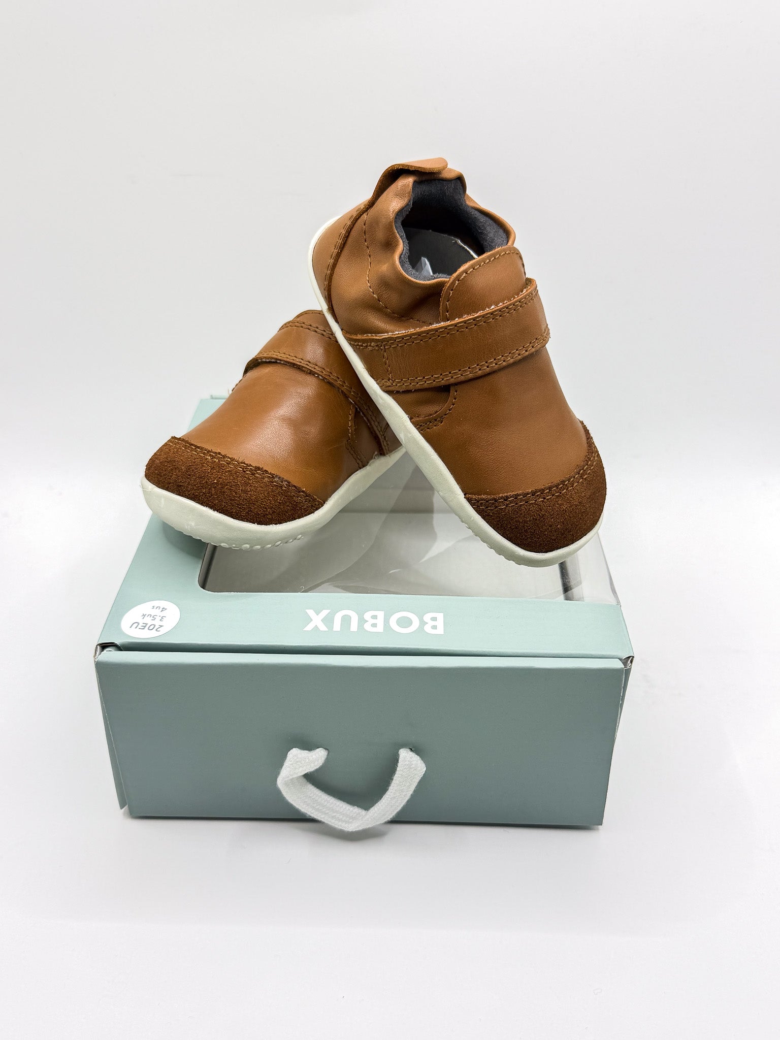 BNWT Bobux xplorer marvel caramel slip on shoes (20EU)