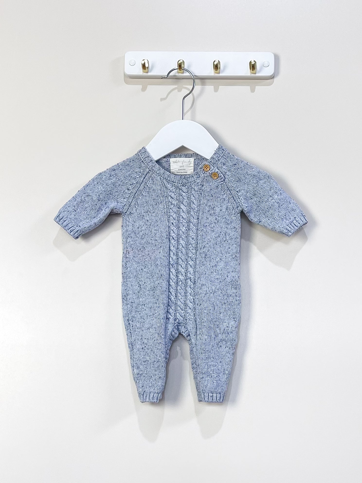 Wilson & Frenchy knitted cable growsuit (newborn)