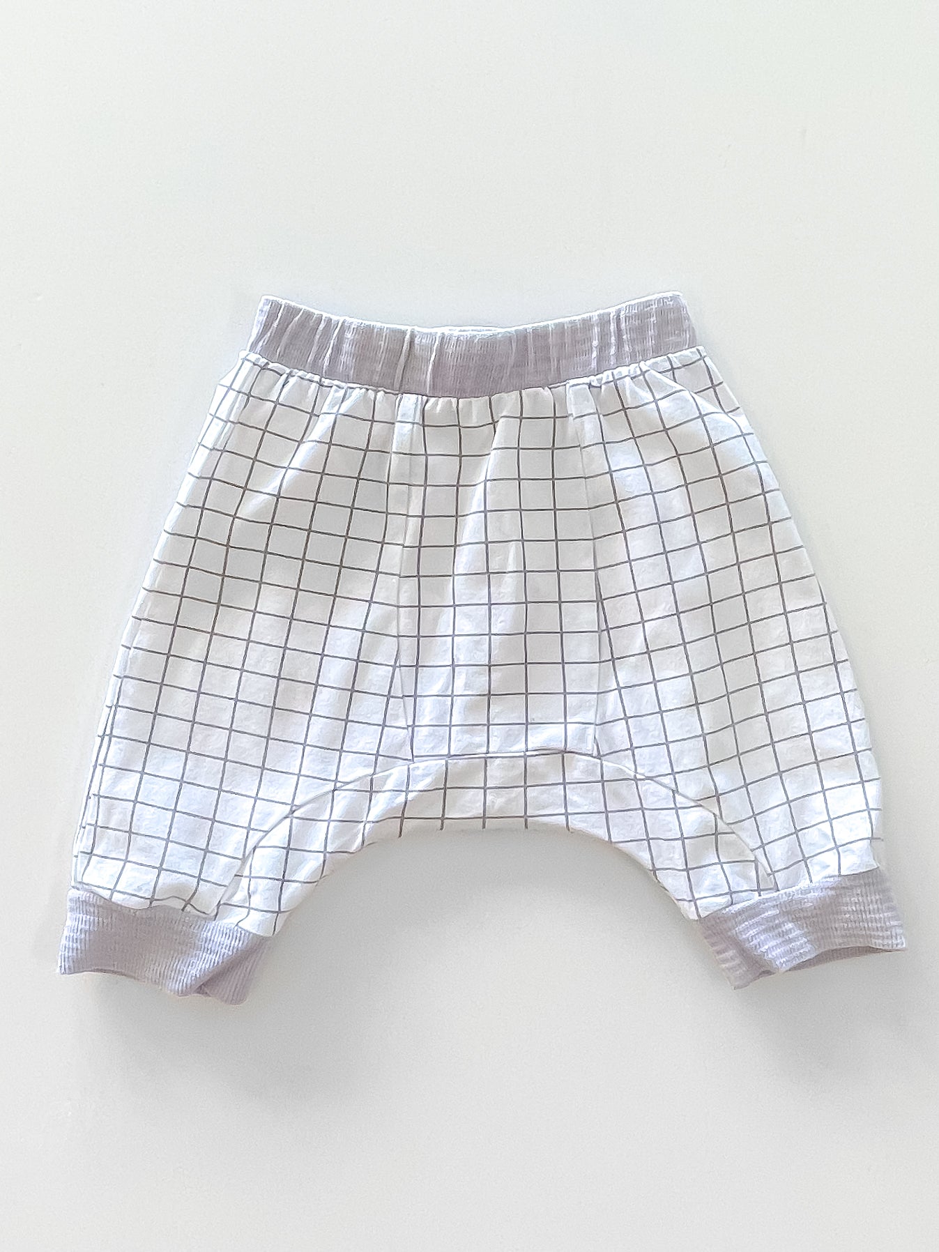 Dimples organic grid shorts (2y)