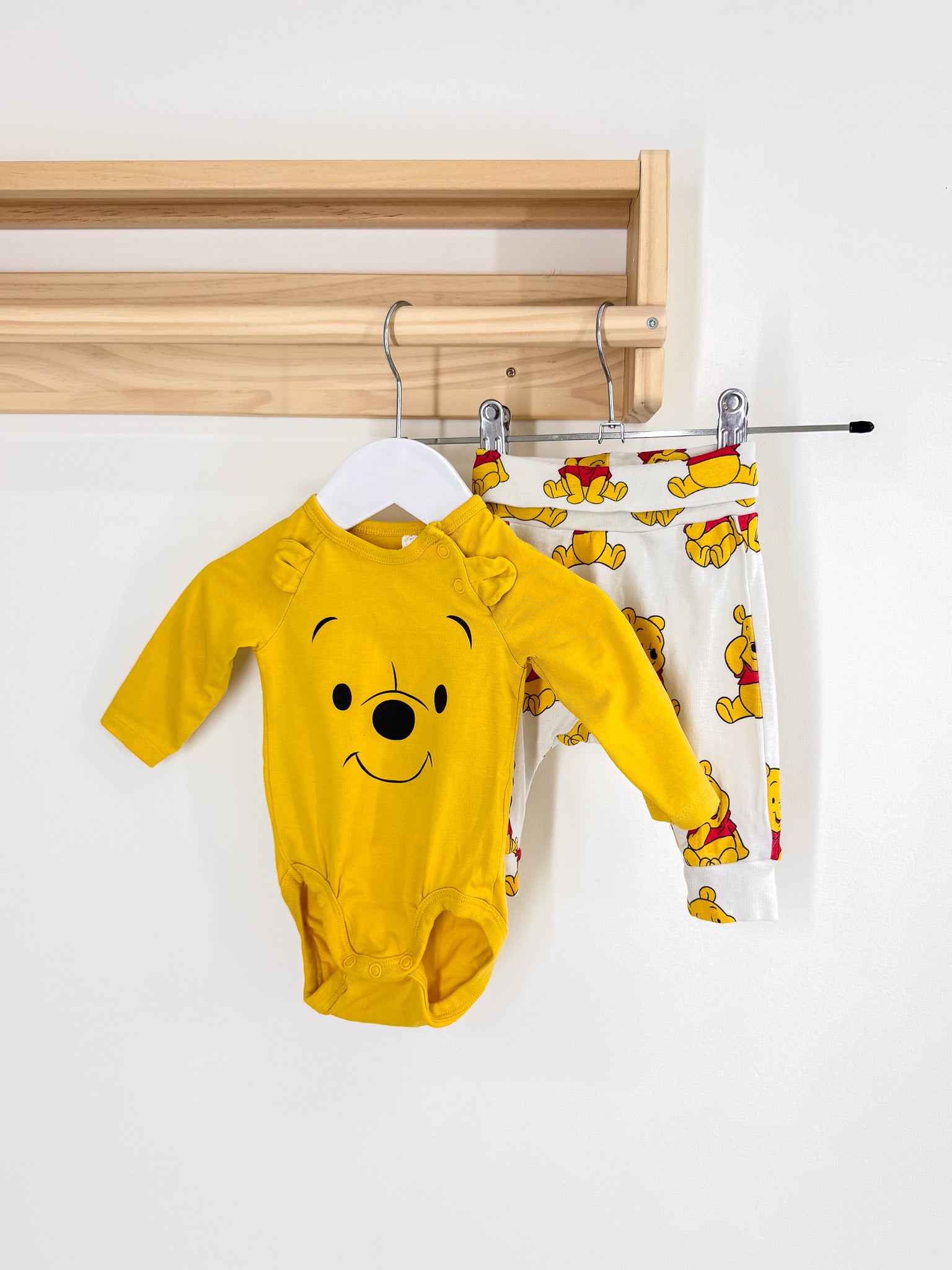 H&M x Winnie The Pooh organic set (1-2m)