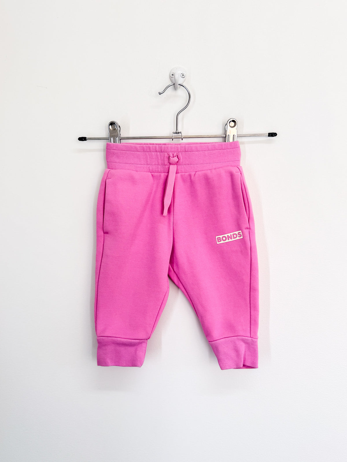 Bonds tech sweat trackies (3-6m)
