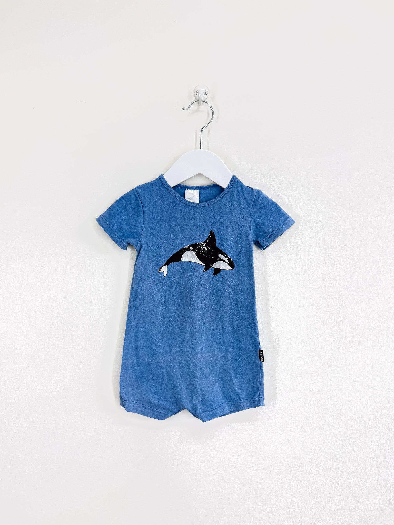 Bonds chestysuit - orca (6-12m)
