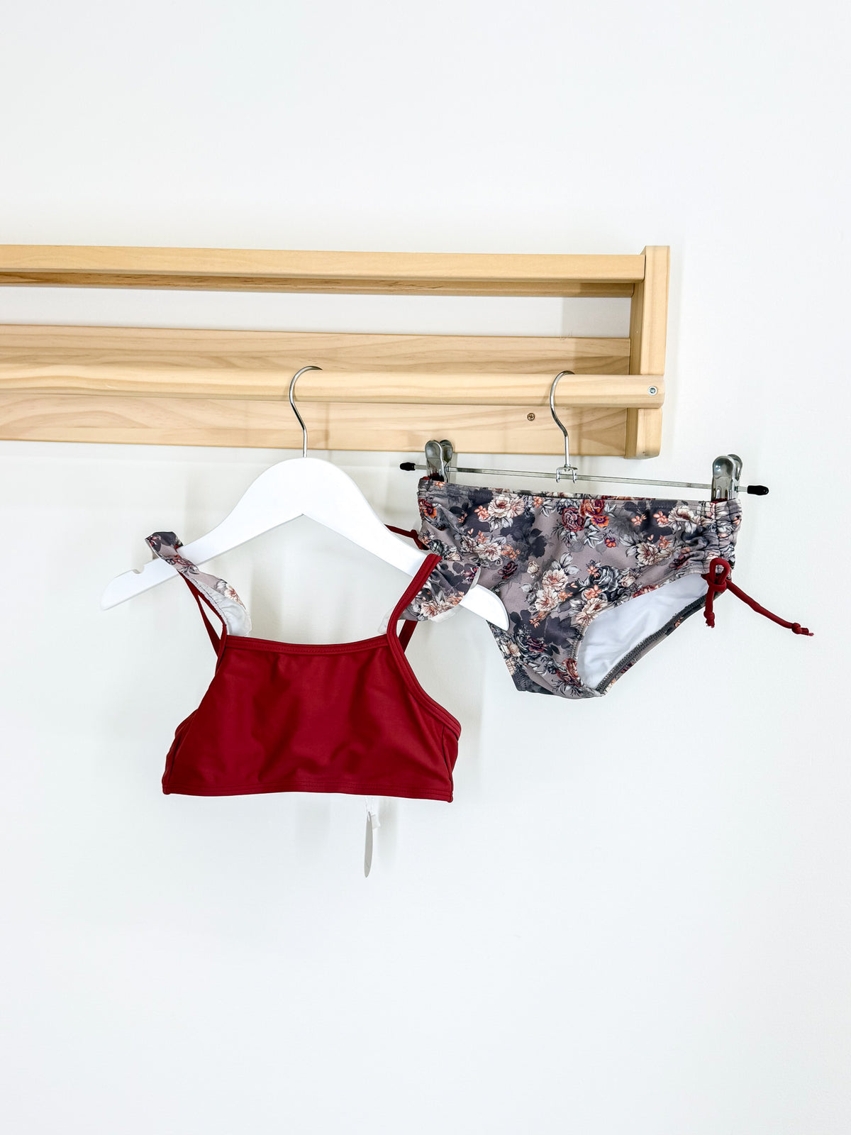 BNWT The Vintage Plume bikini swim set SPF50+ (2y)