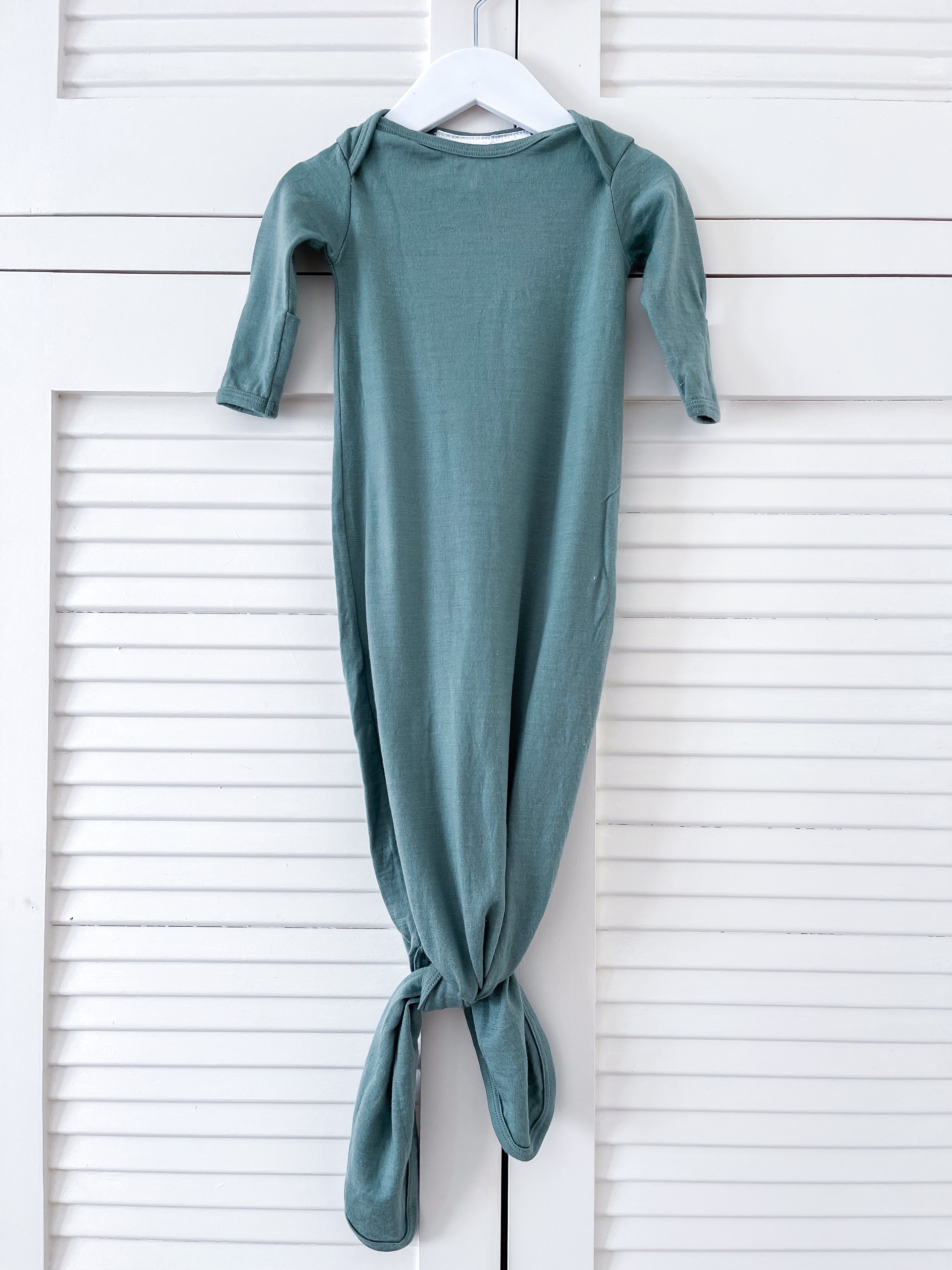 The Sleep Store merino knot gown - sage (0-3m)