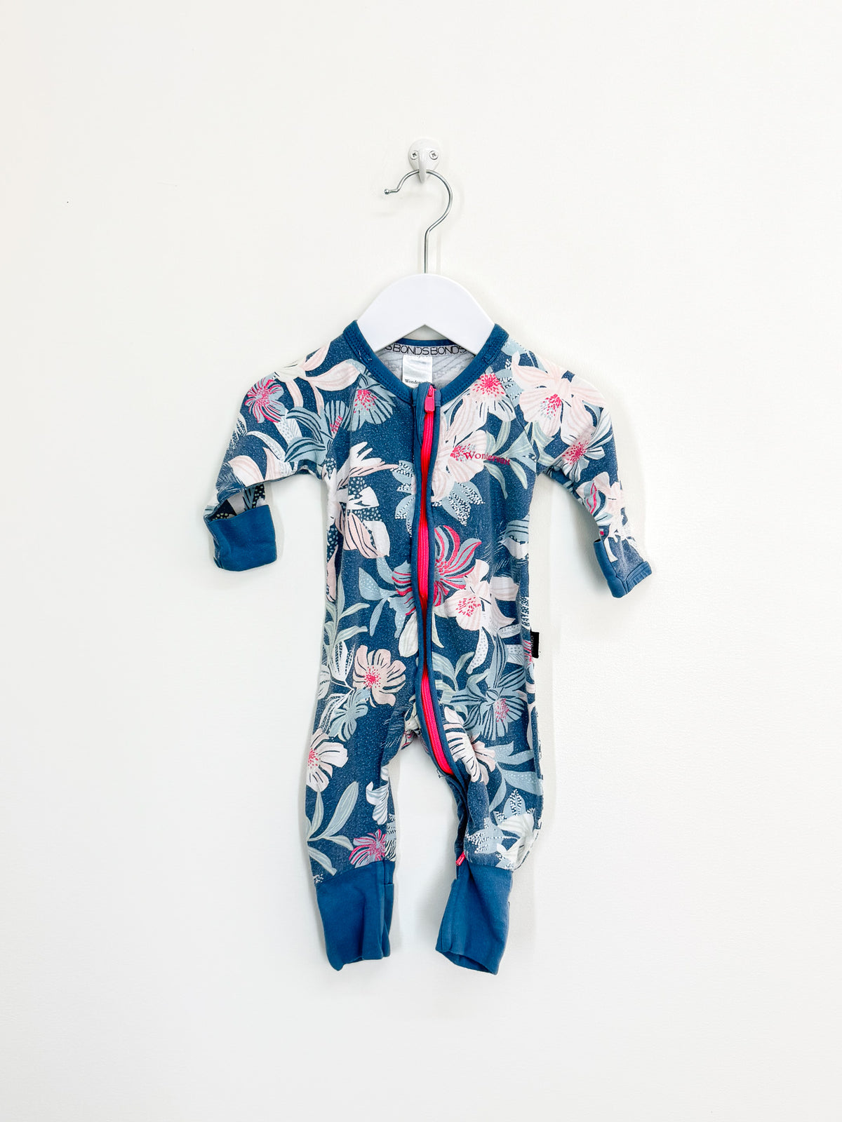 Bonds wondersuit - blue floral (0-3m)