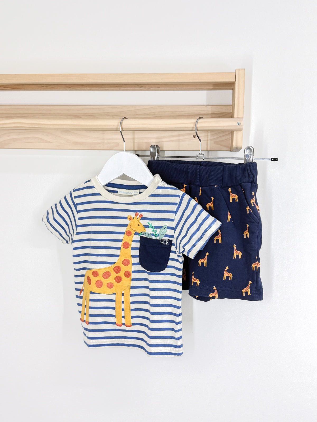 Jojo Maman Bébé giraffe tee & shorts set (18-24m)