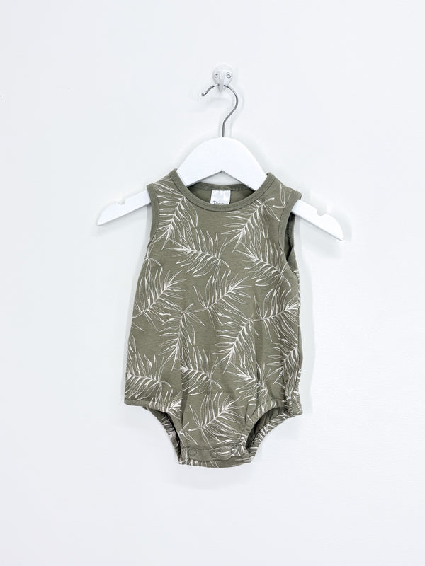 Teeny Weeny ferns bubblesuit (3-6m)