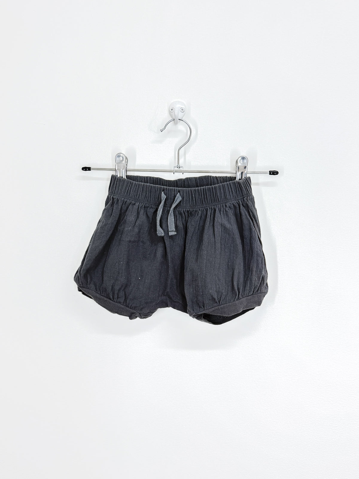 Bébé by Minihaha crepe shorts - charcoal (12-18m)