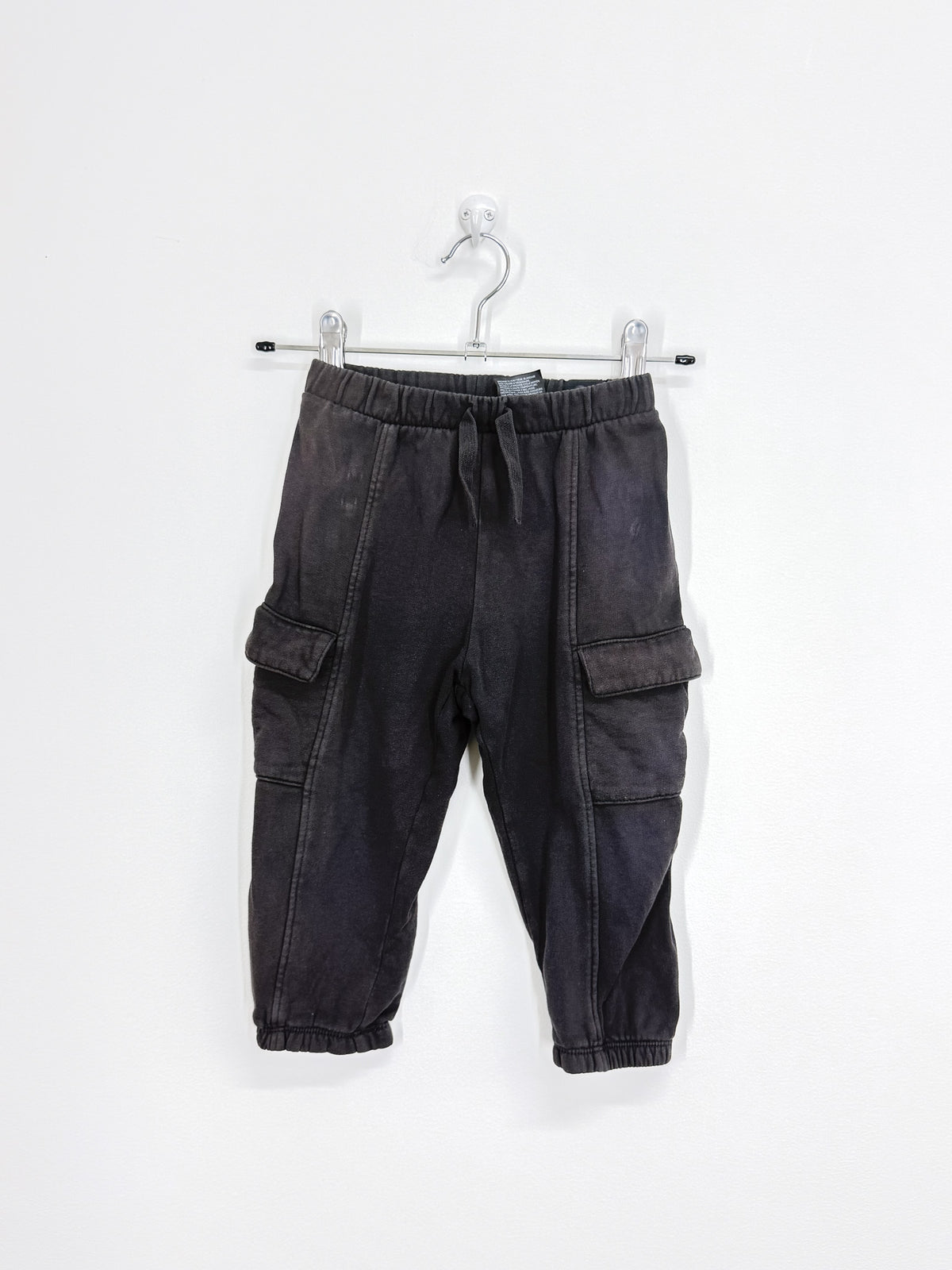 H&M cargo track pants - dark grey (12-18m)