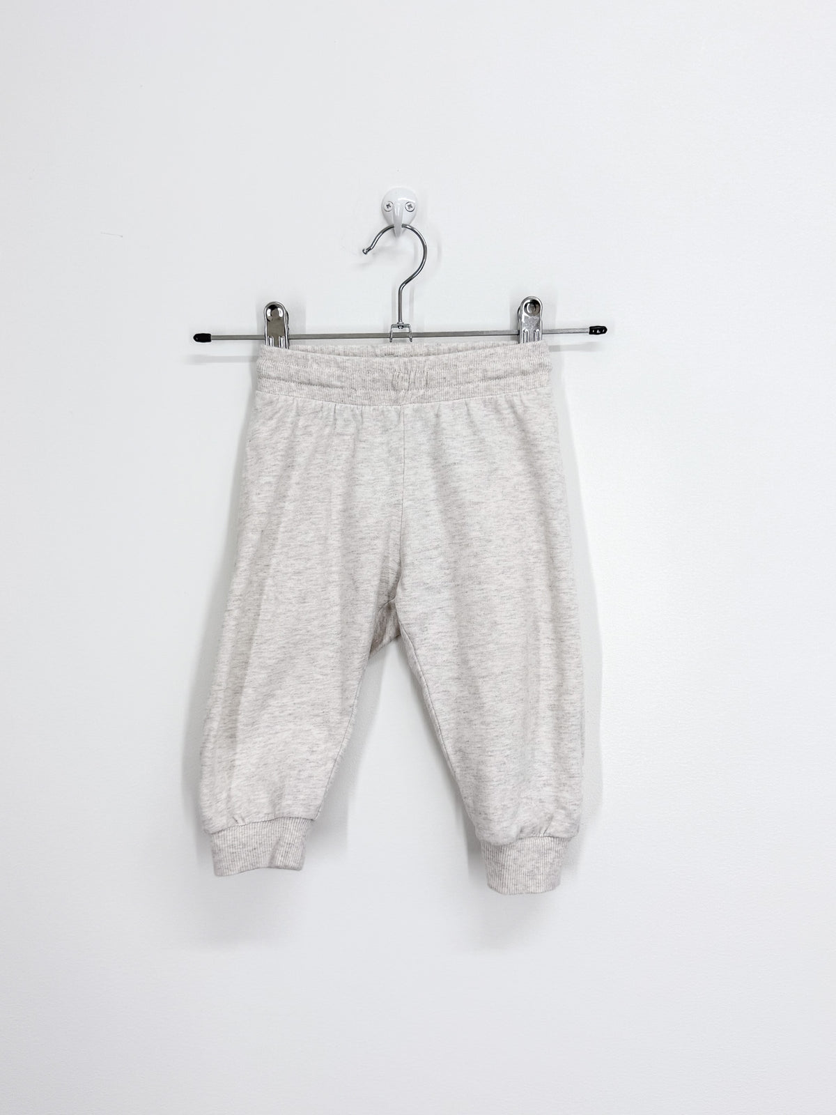 H&M trackpants - oatmeal (6-9m)