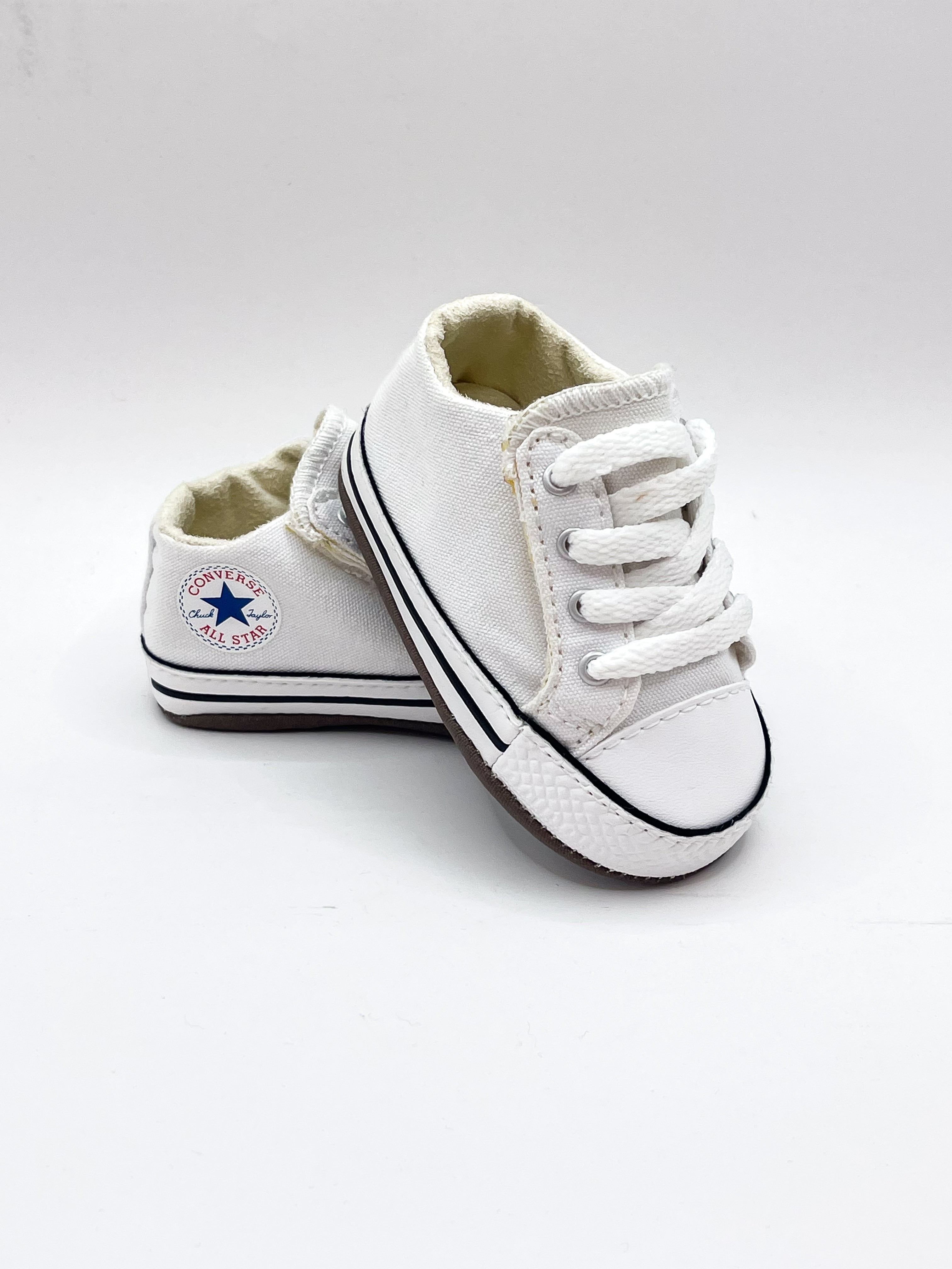 BNWOT Converse cribster velcro shoes (1UK)