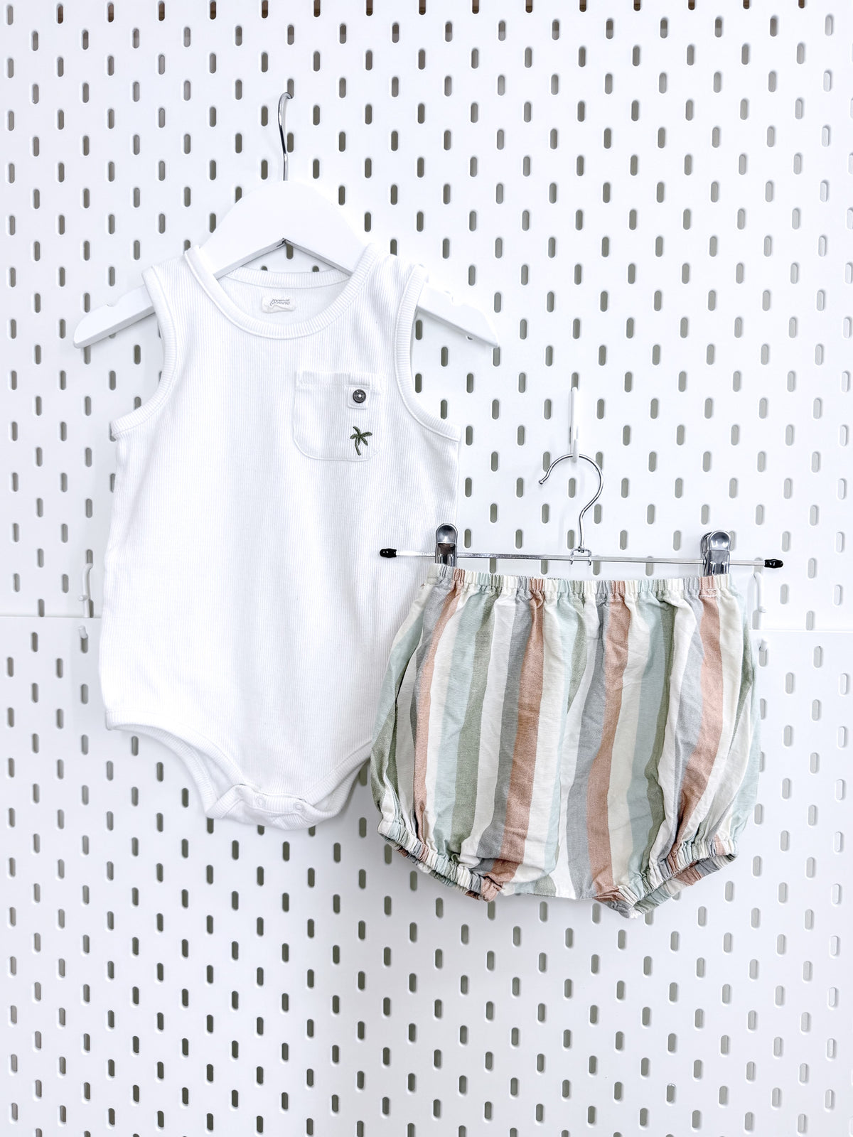 Mamas & Papas rib singletsuit + bloomer shorts set (18-24m)