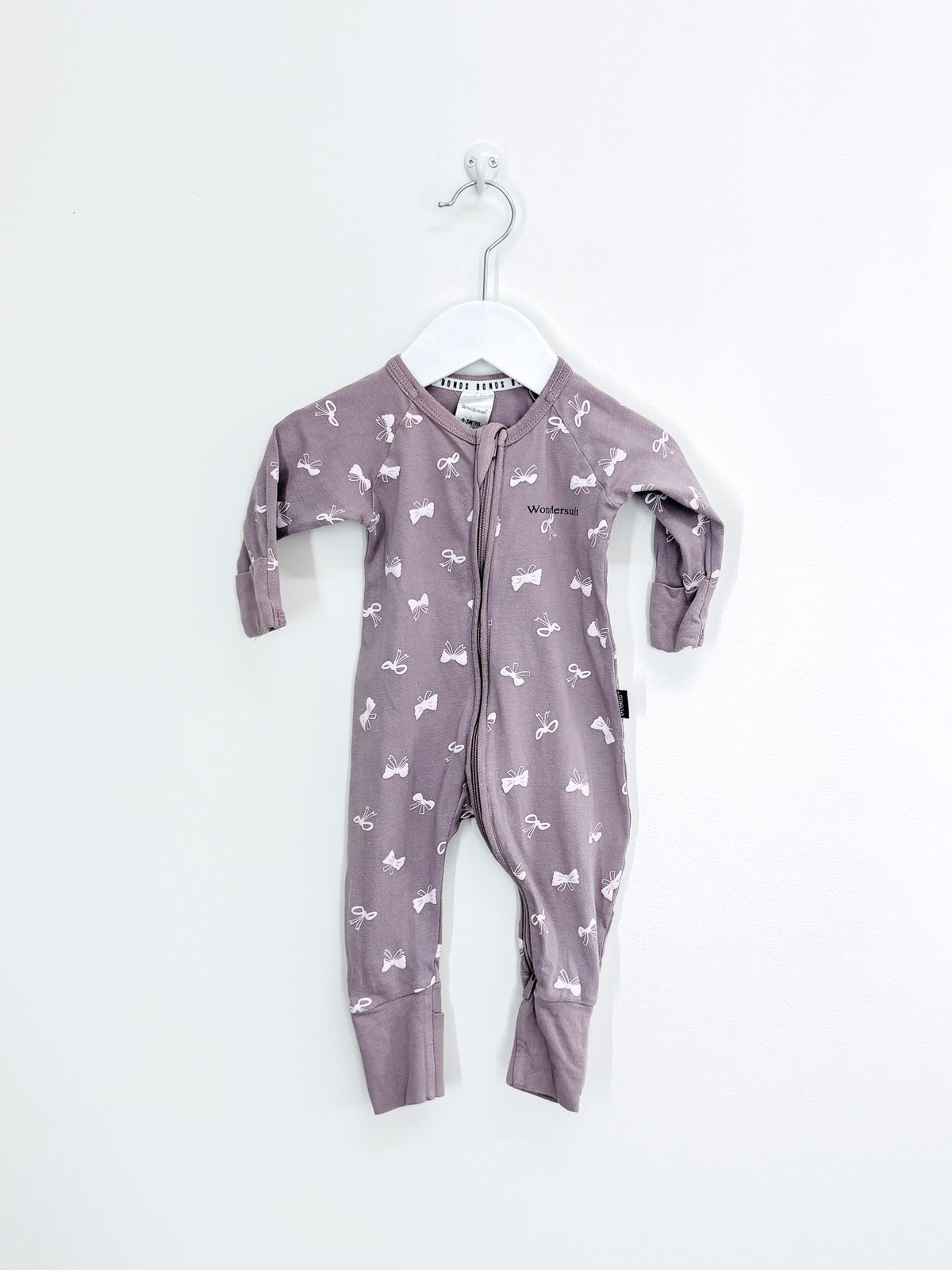 Bonds wondersuit - purple bows (0-3m)