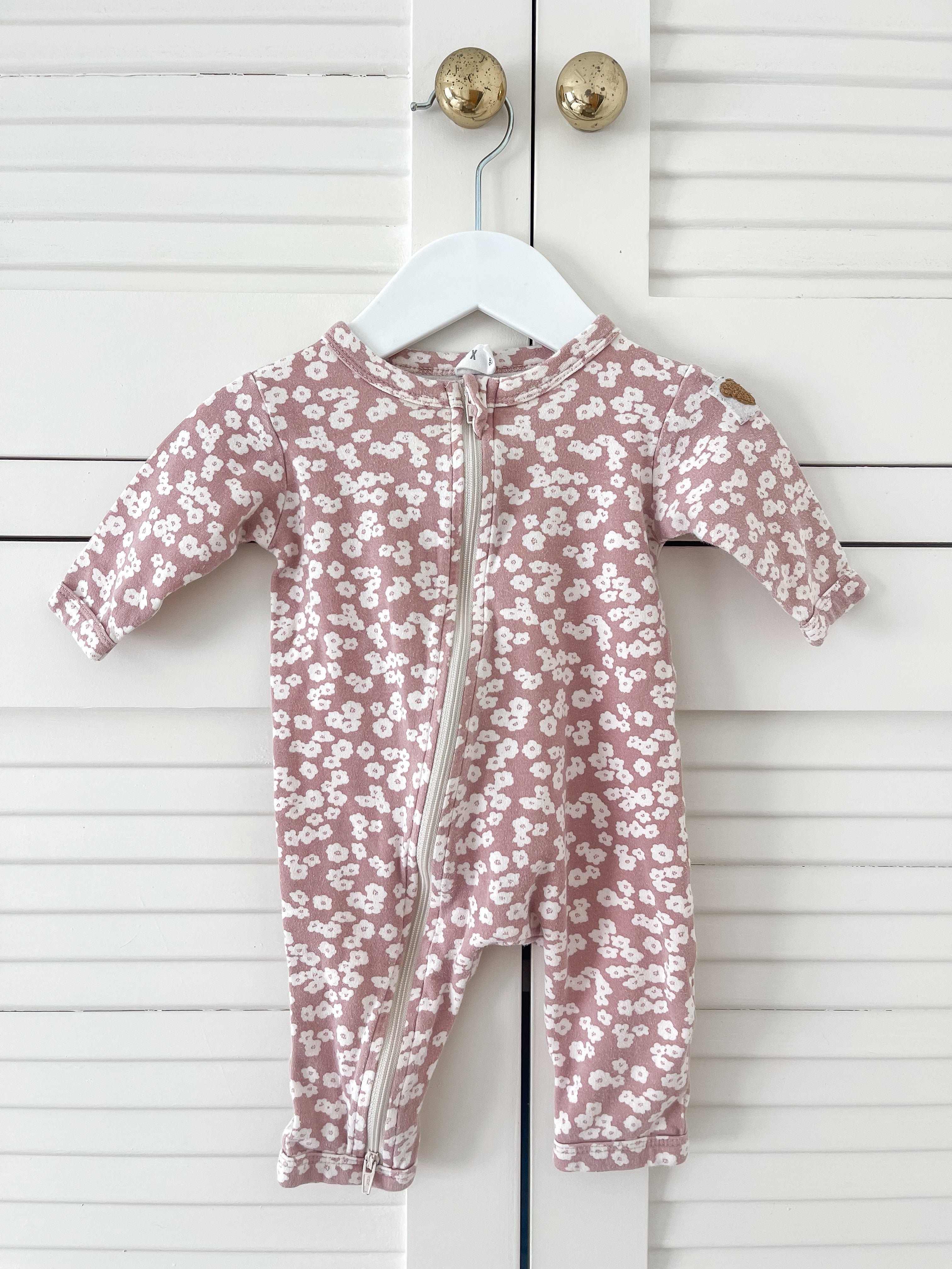 Hux organics basic zip romper (3-6m)