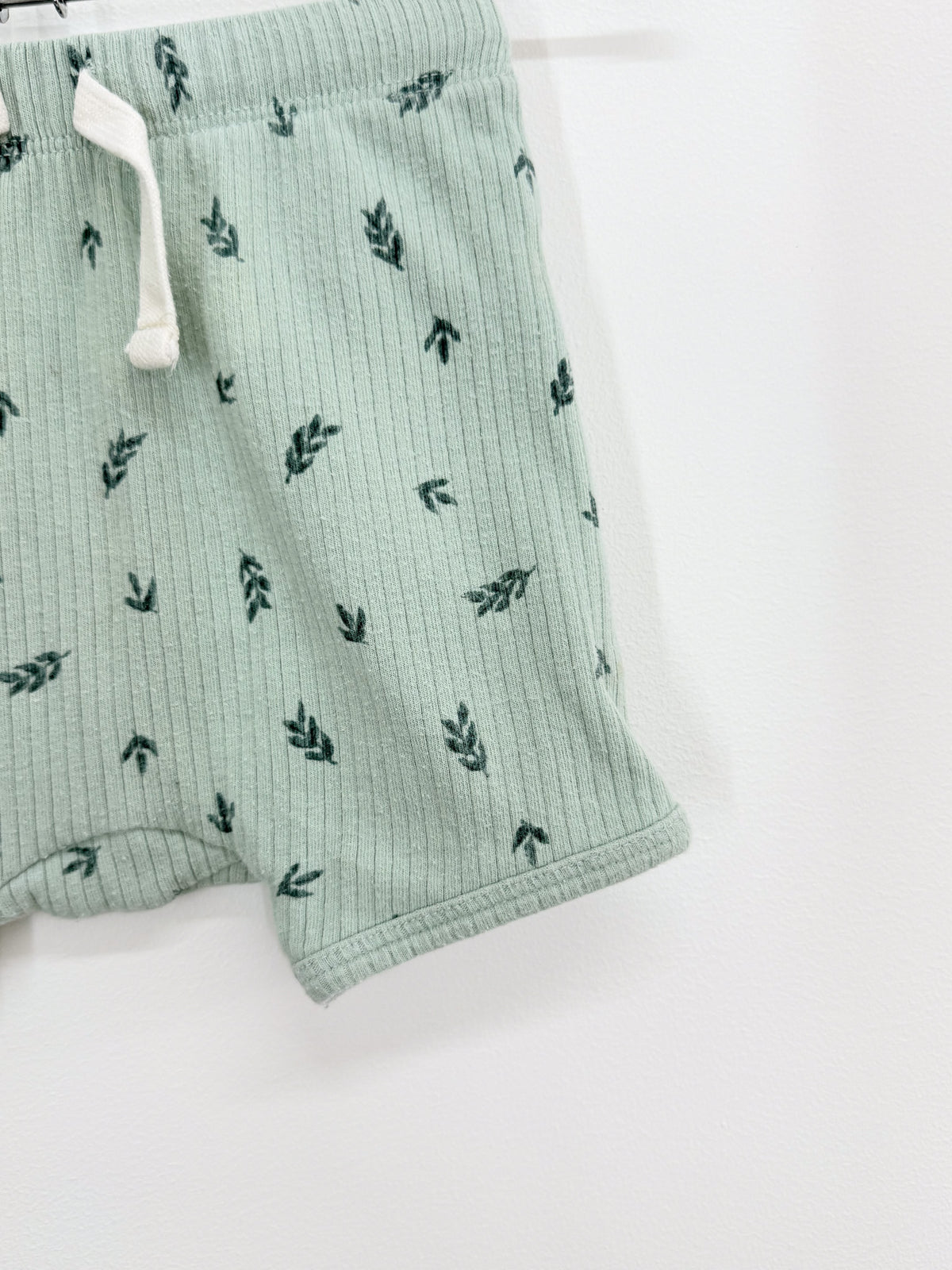 Wilson & Frenchy organic rib shorts (12-18m)
