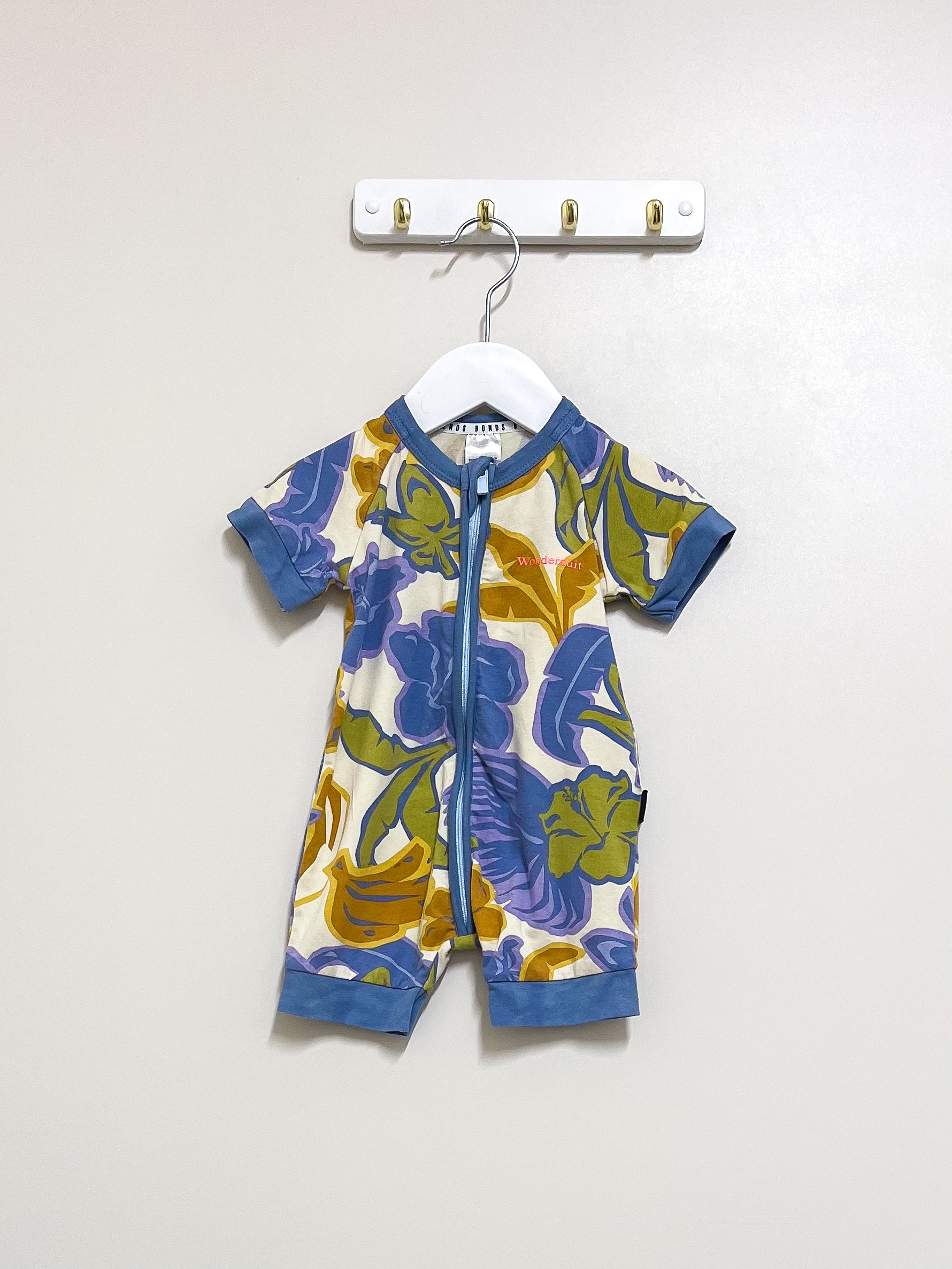 Bonds wondersuit (3-6m)