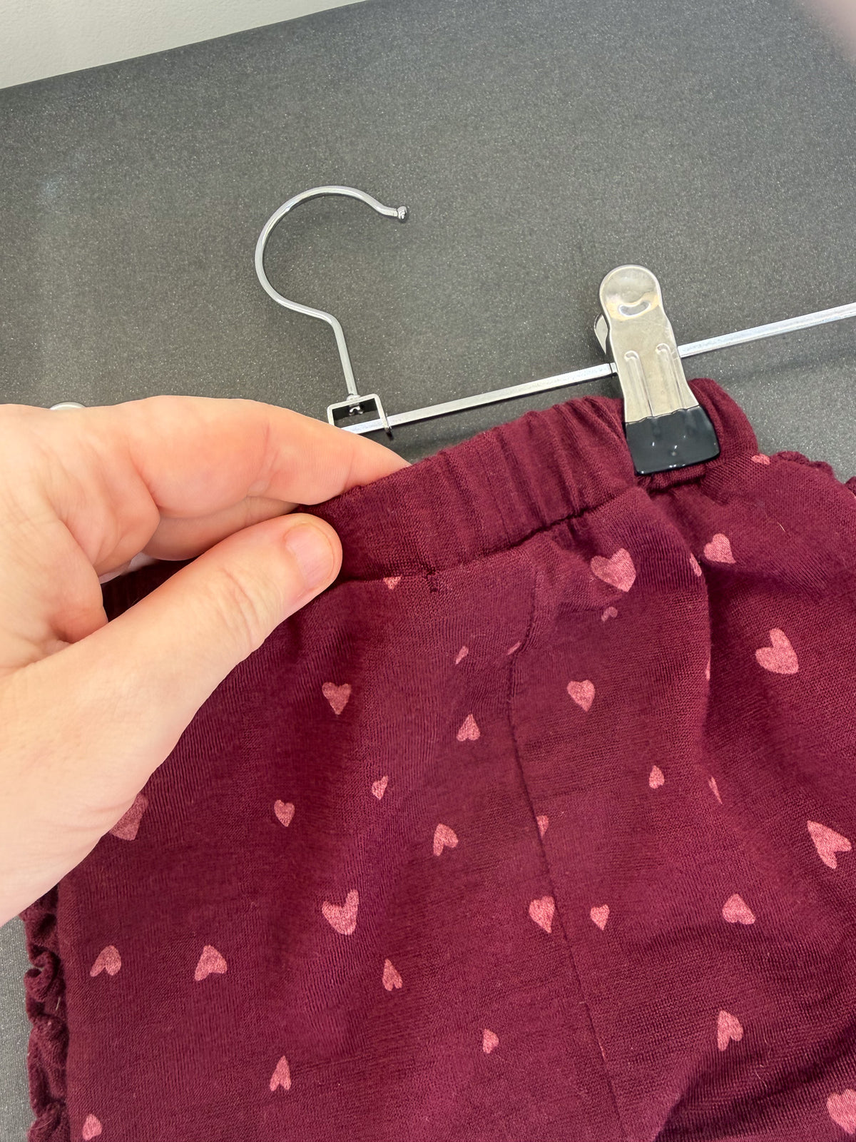 Little Flock Of Horrors merino kenzie frill leggings - merlot hearts (3-6m)