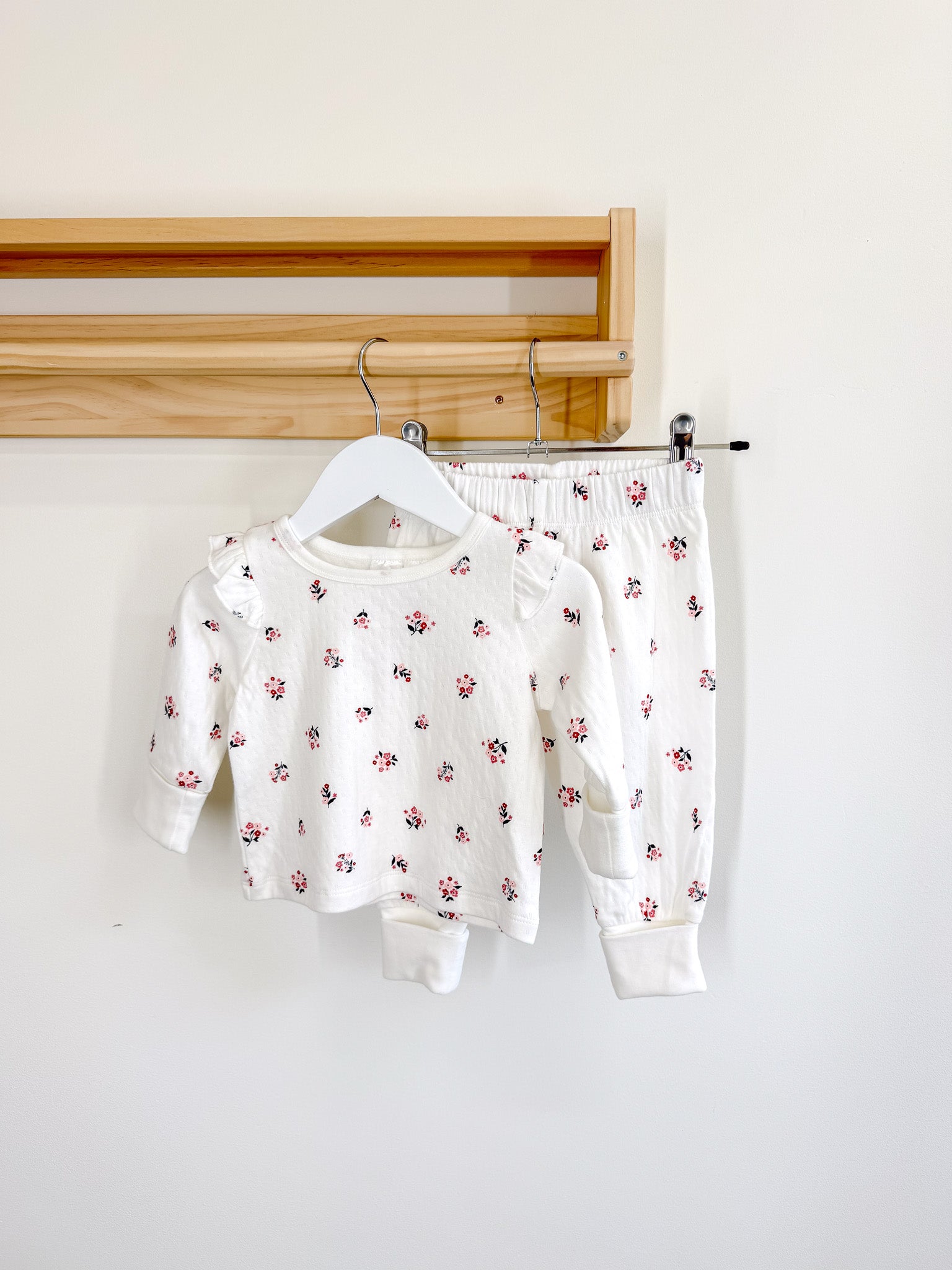 Teeny Weeny pointelle PJ set (6-12m)