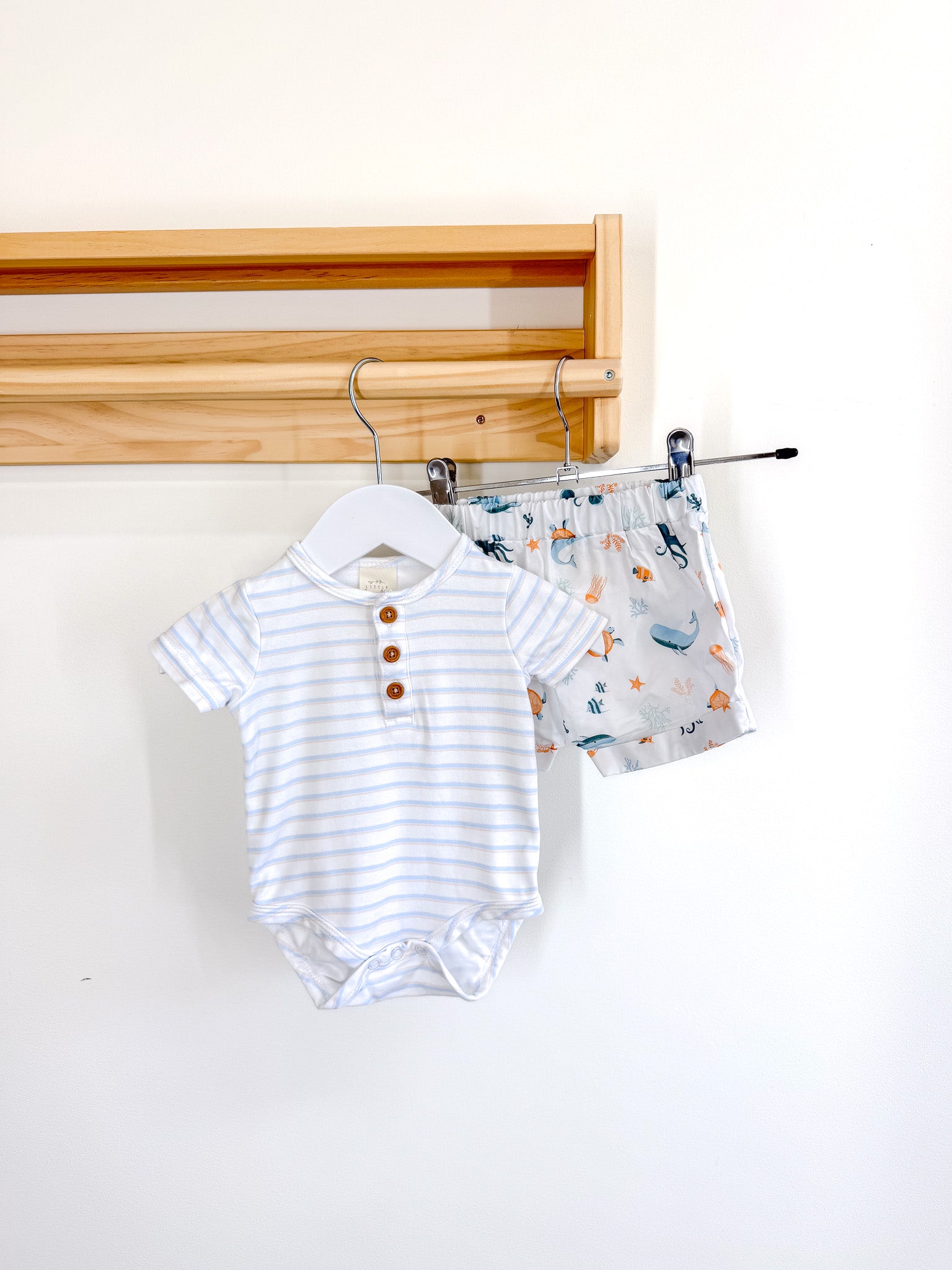 Little Bundle under the sea bodysuit + shorts set (0-3m)