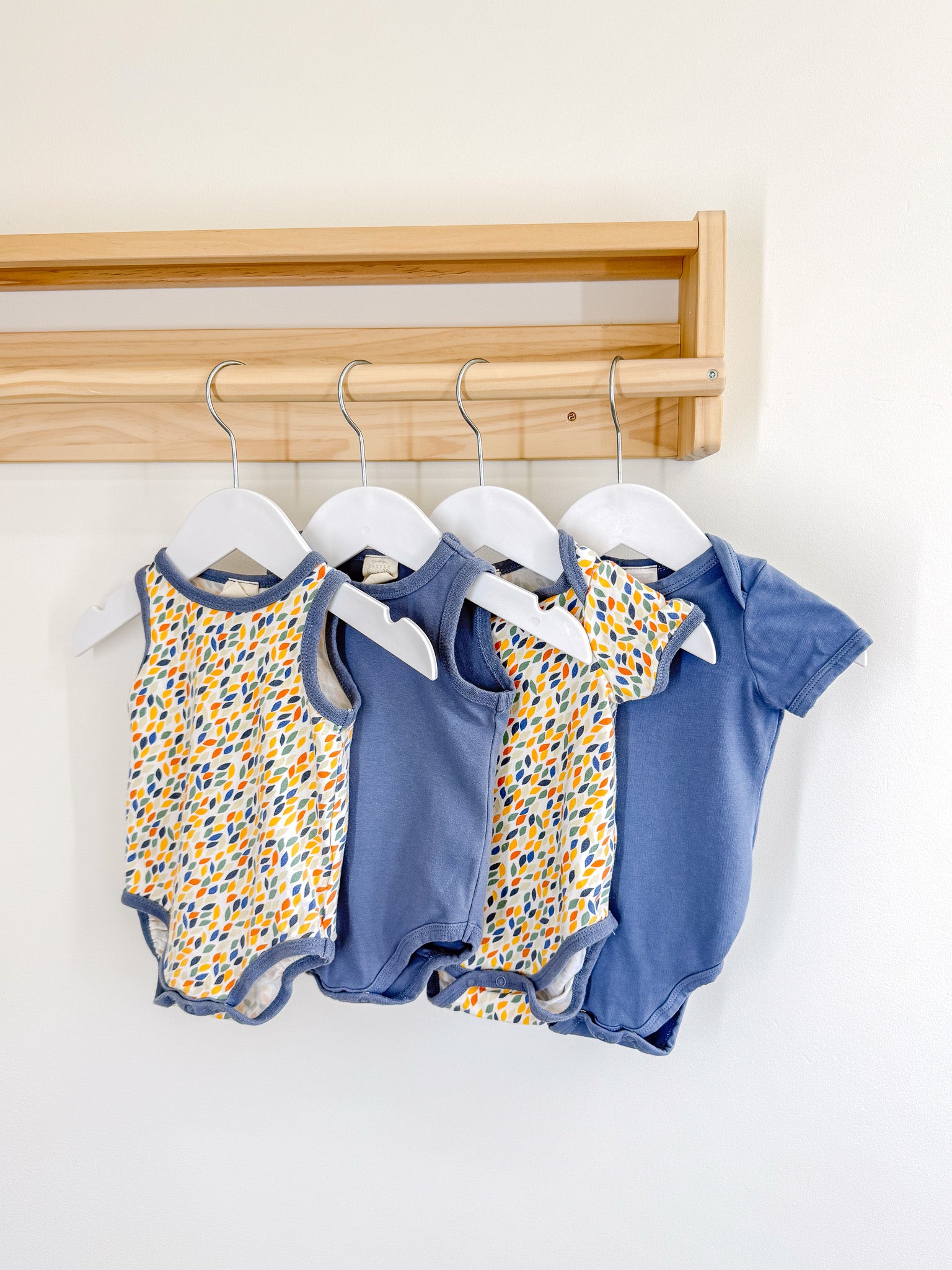 4 piece mixed brand bundle (0-3m)