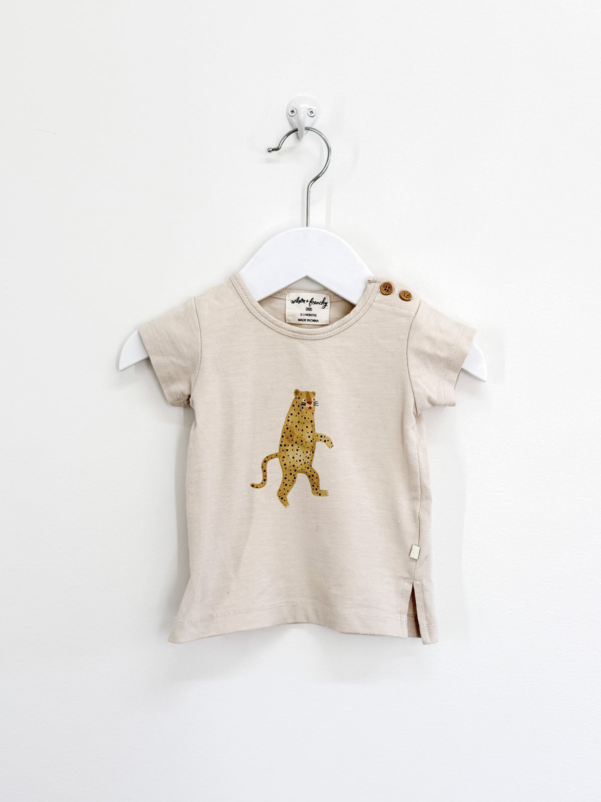 Wilson & Frenchy organic tee - roar (0-3m)