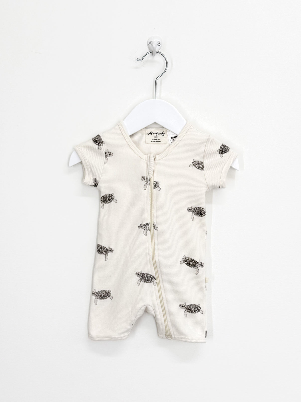 Wilson & Frenchy organic rib boyleg zipsuit - tiny turtles (0-3m)