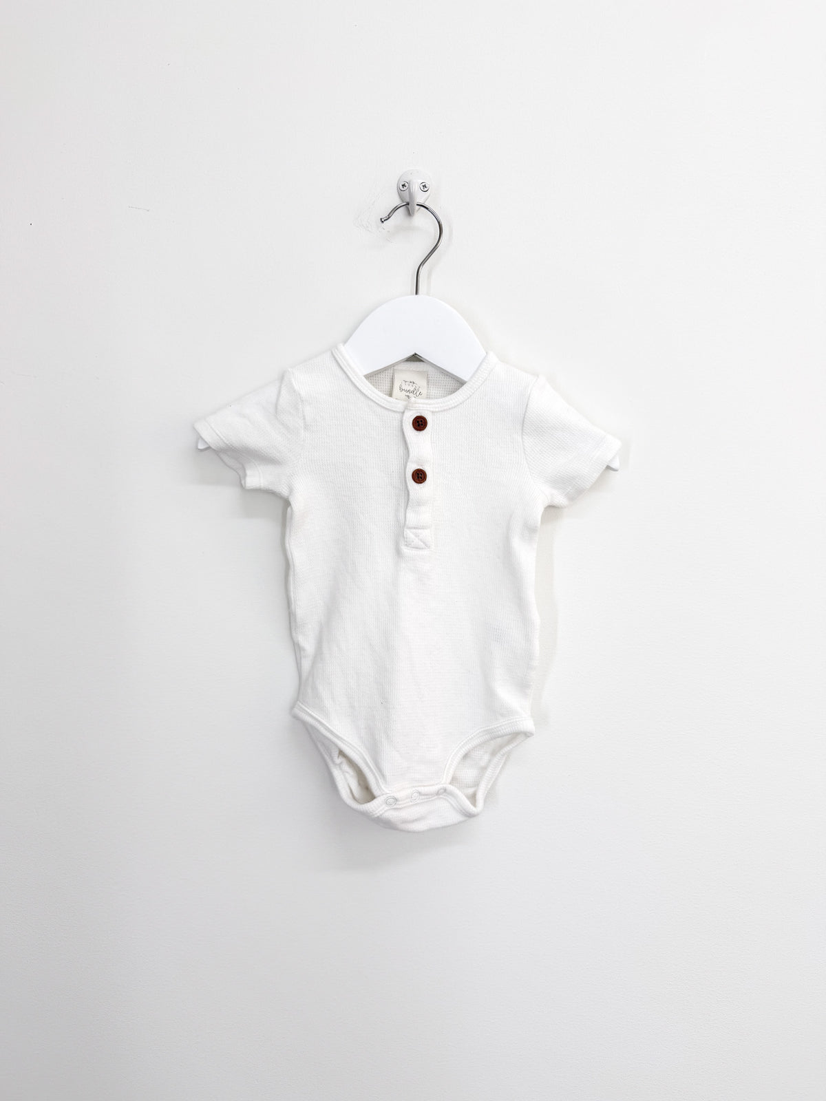 Little Bundle short sleeve waffle henley bodysuit (3-6m)