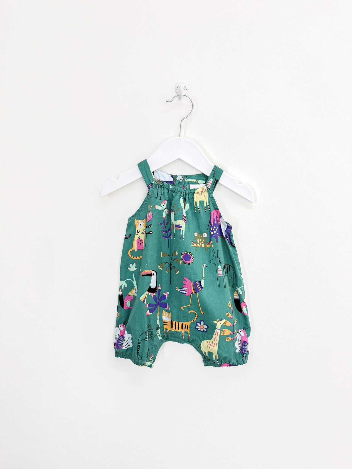 Next sleeveless jungle romper (0-3m)