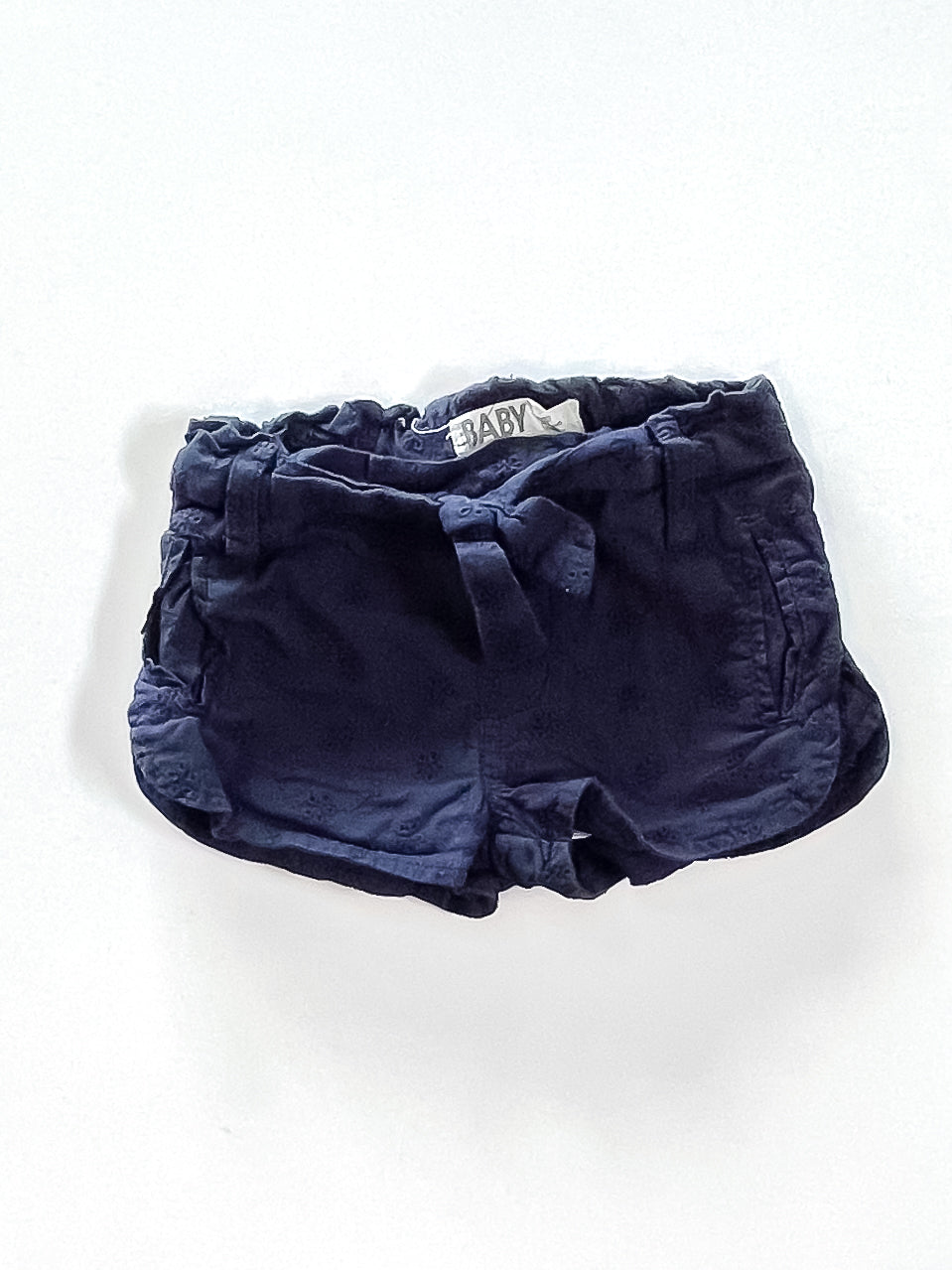 Cotton On Kids broderie shorts (0-3m)