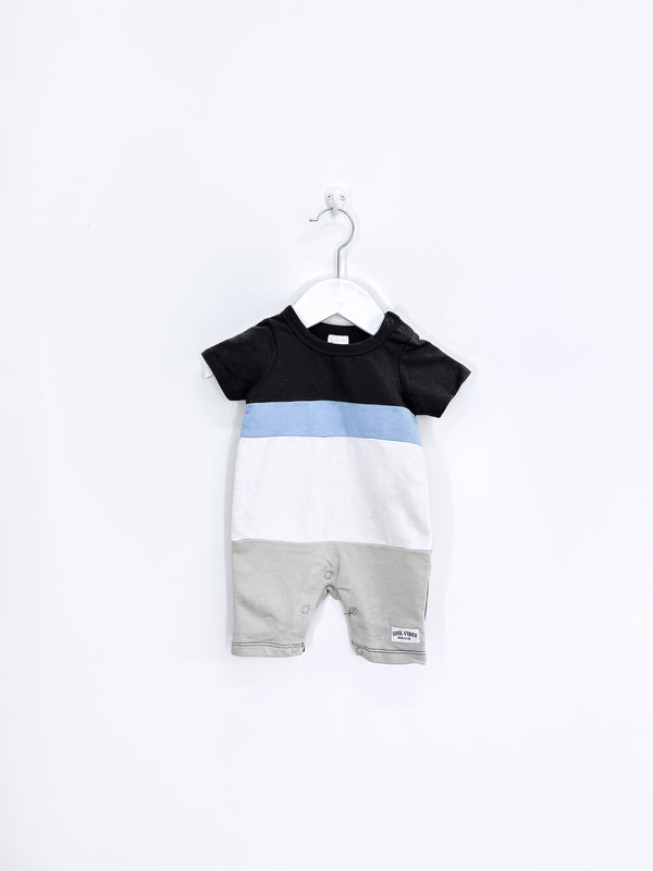 Teeny Weeny colour block shortie romper (0-3m)