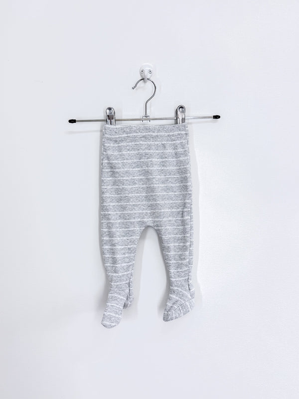 Cotton On Kids organic footed leggings - grey stripe (0-3m)