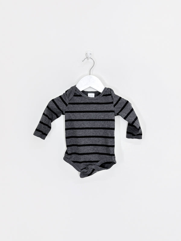 Teeny Weeny long sleeve bodysuit - charcoal stripe (3-6m)