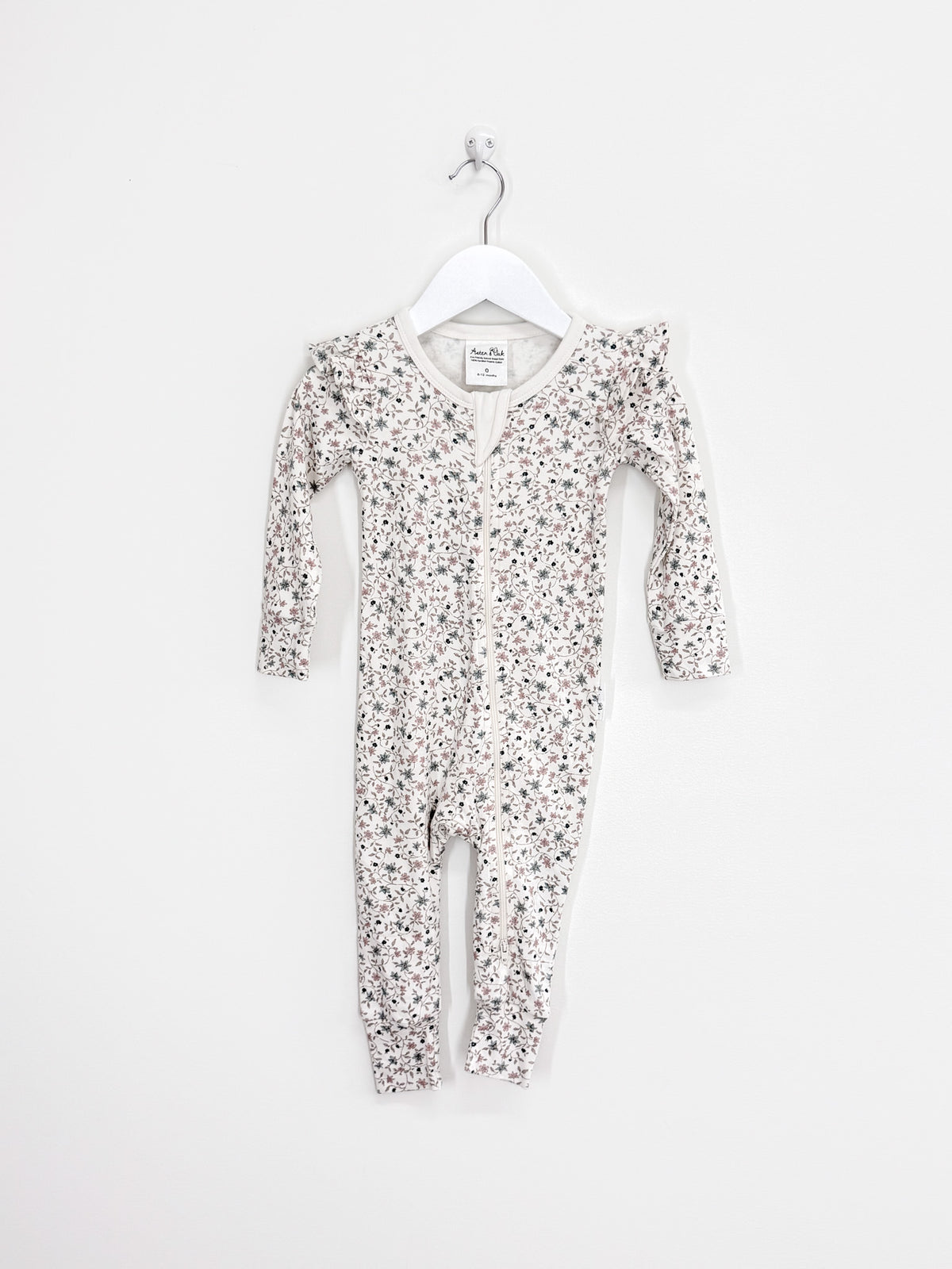 Aster & Oak organic frill zipsuit (6-12m)