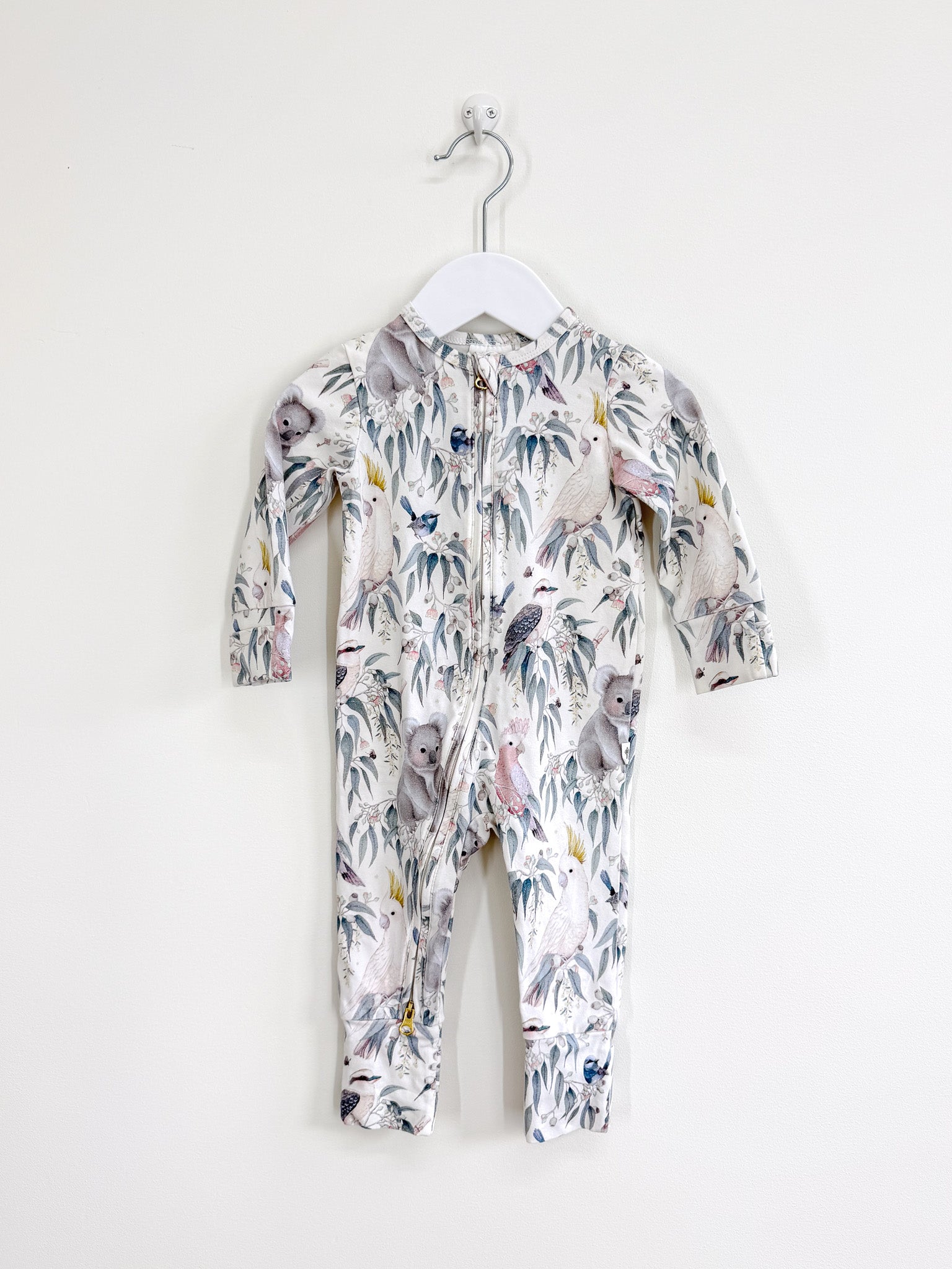 Fleur Harris bush babies zipsuit (6-12m)