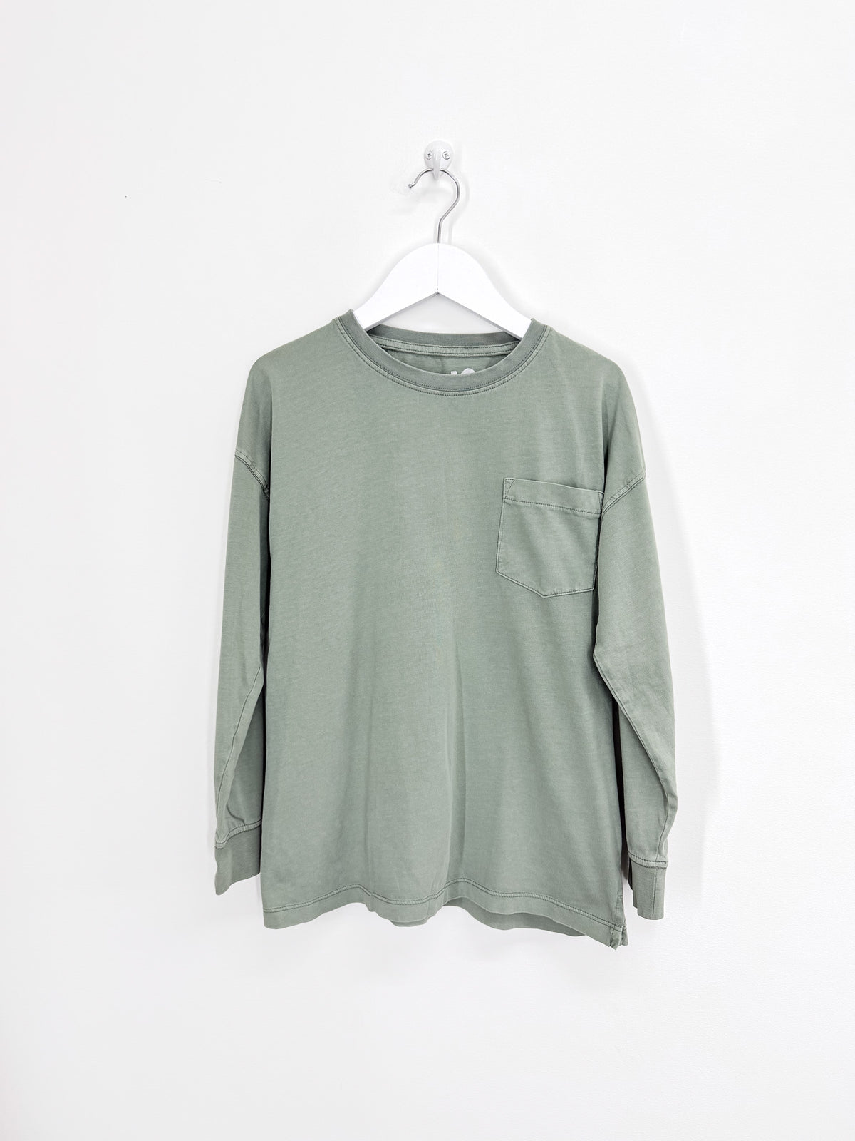 Cotton On Kids long sleeve pocket tee (9-10y)