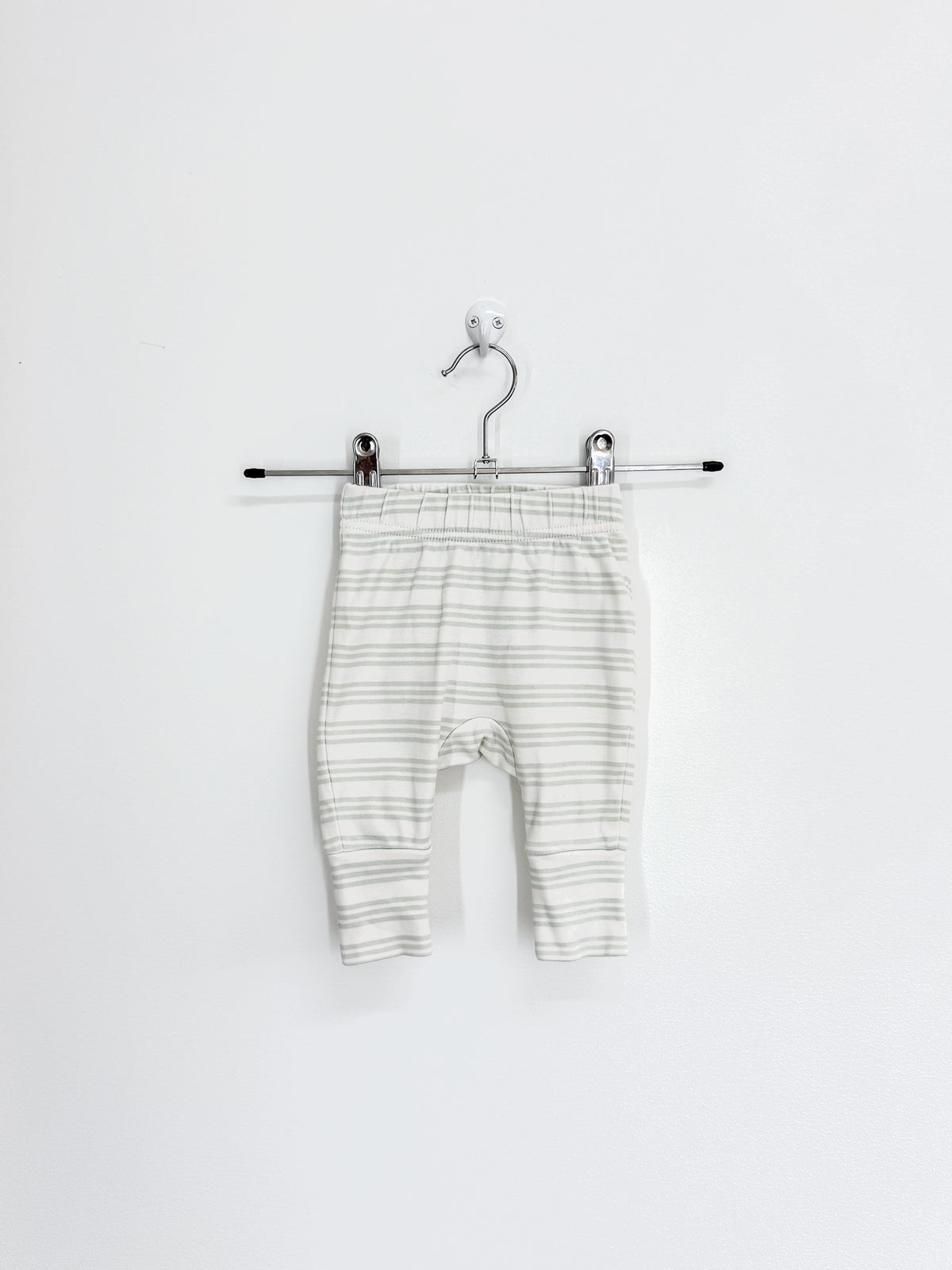 Little Bundle striped leggings (newborn)