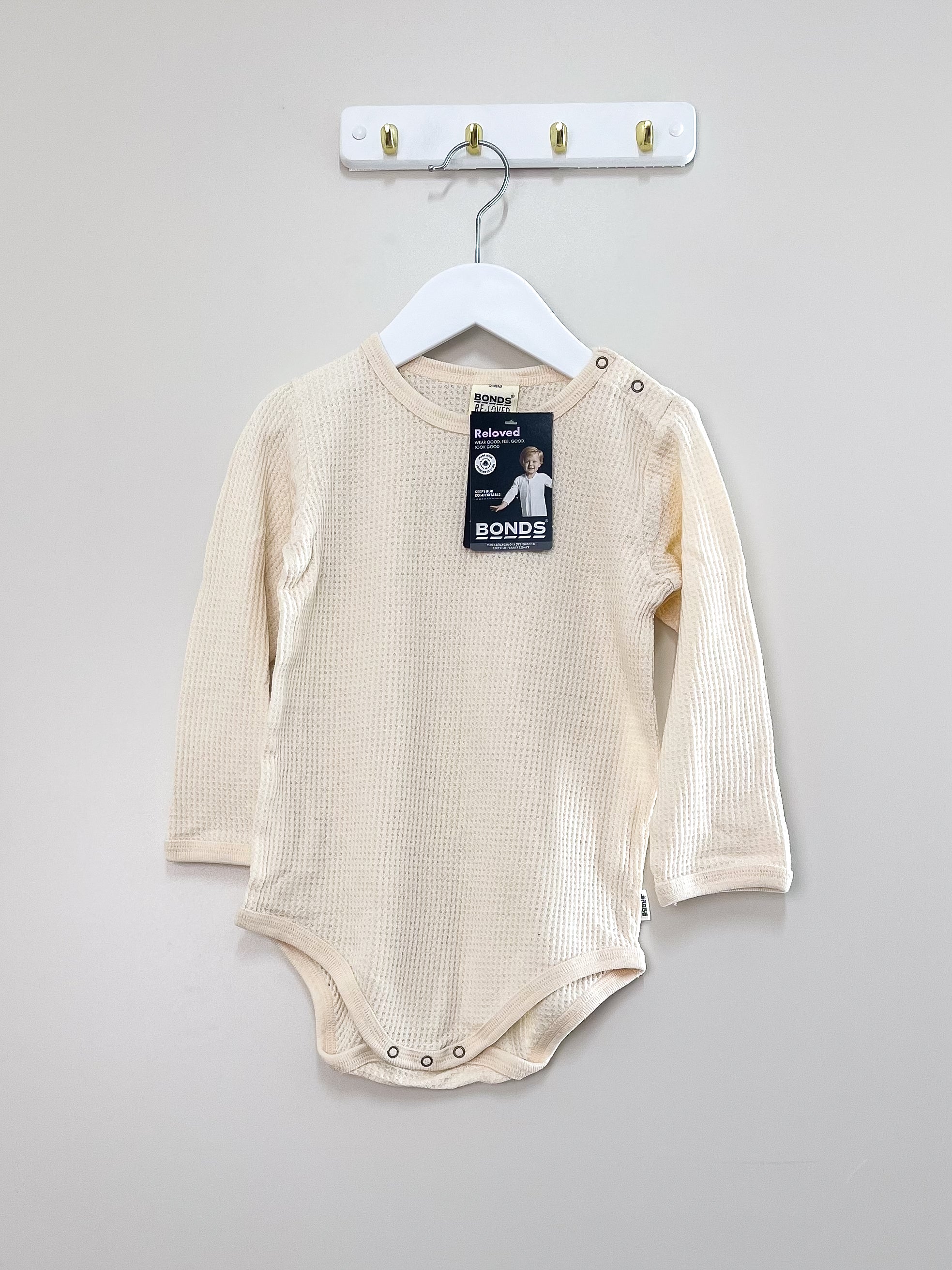 BNWT Bonds reloved waffle bodysuit (18-24m)