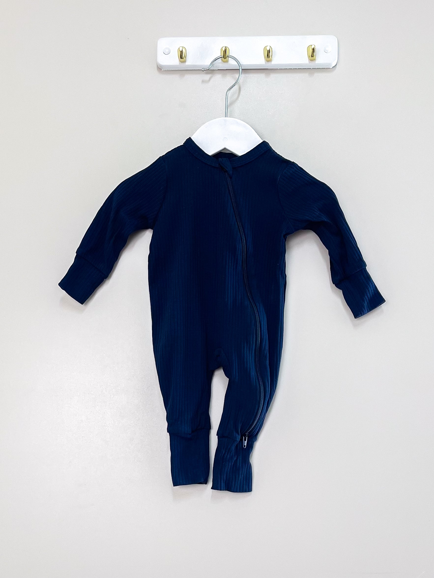 Teeny Weeny ribbed zip onesie (newborn)