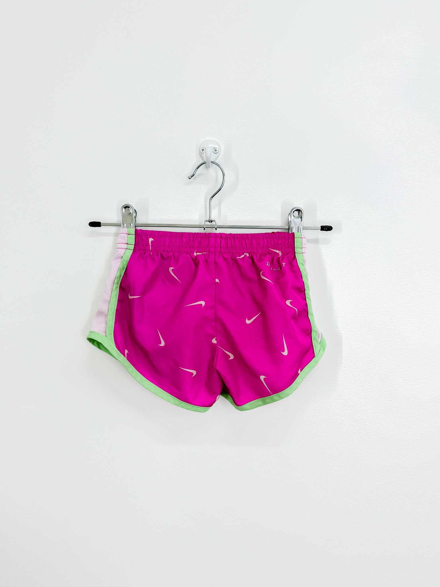 Nike lined dri-fit shorts (2y)