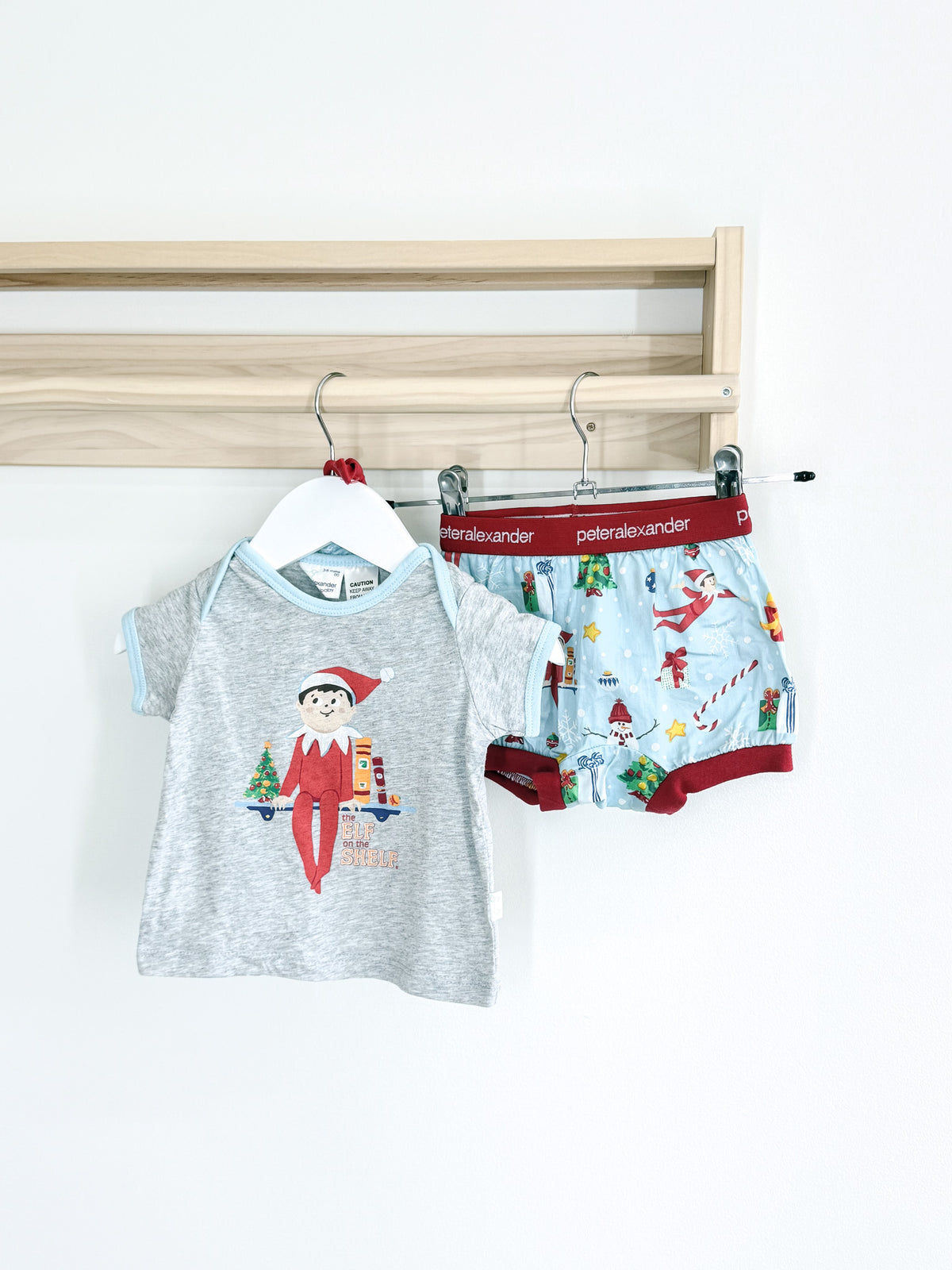 🎄 Peter Alexander x Elf On The Shelf PJ set (3-6m)